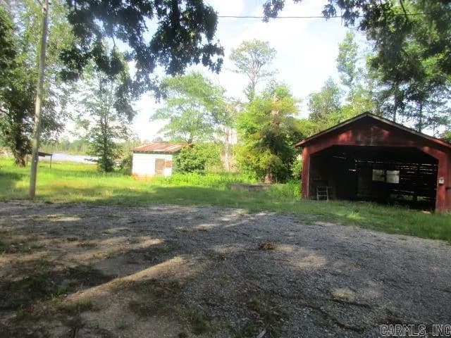 Property at 330  Clements - Image 2
