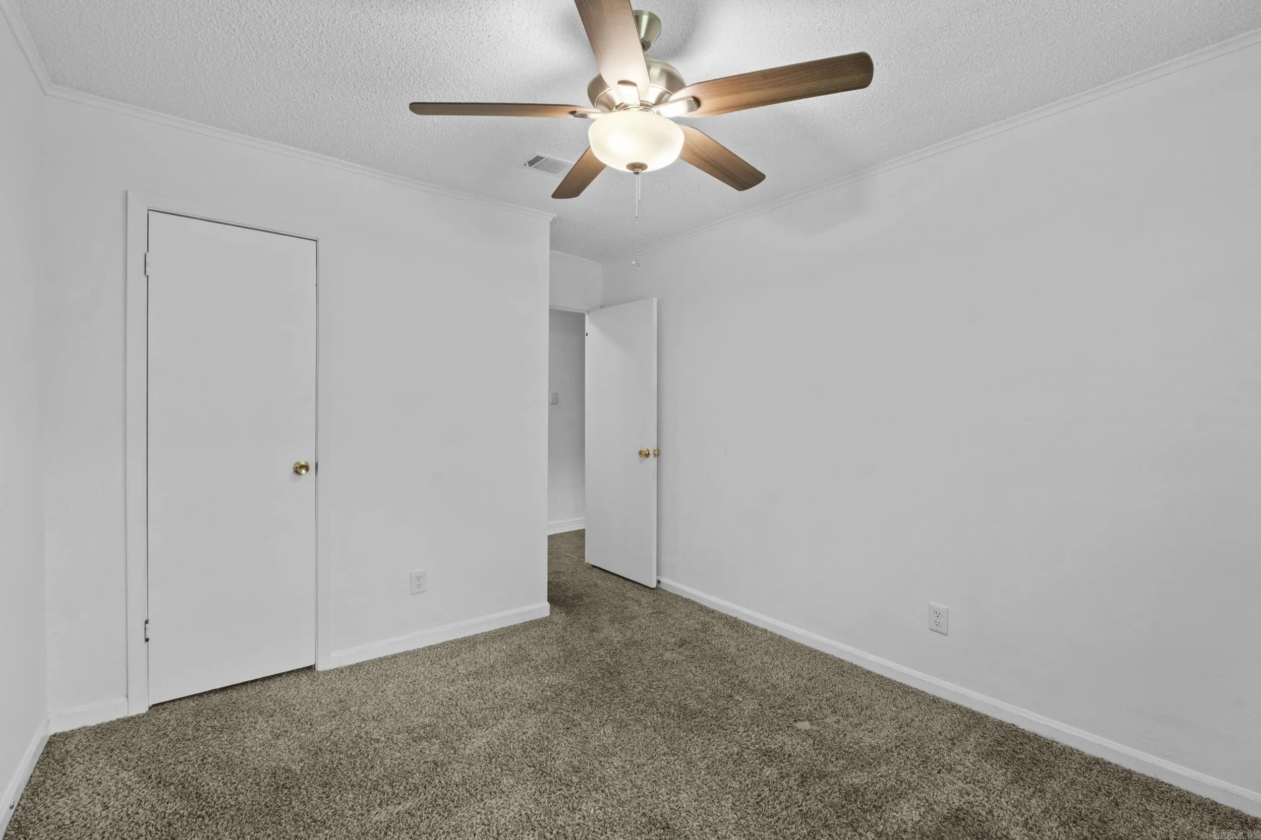 Property at 3320  Dartmouth - Image 24