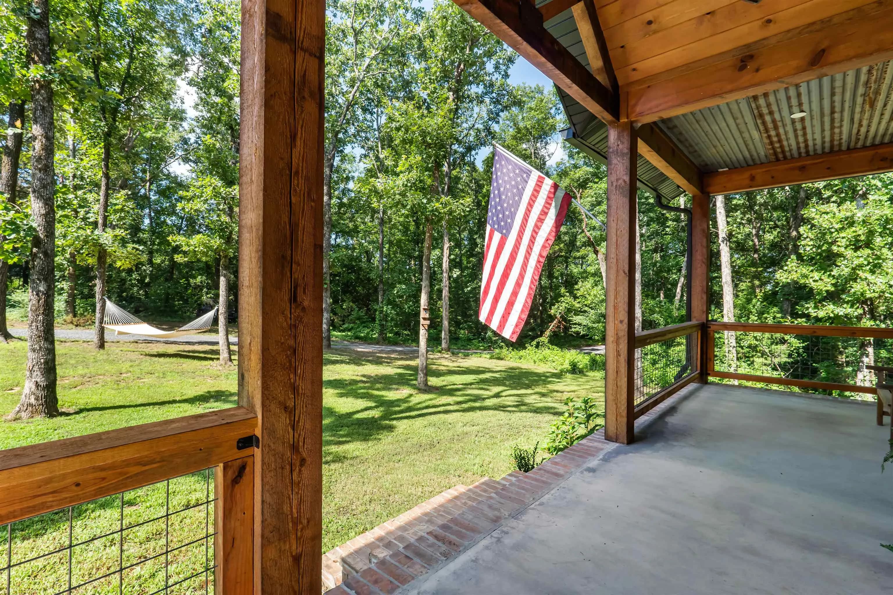Property at 378  Lone pine road north - Image 34