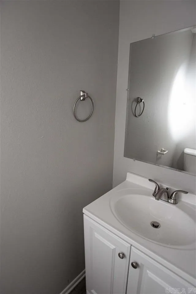 Property at 2112  Scotty - Image 10