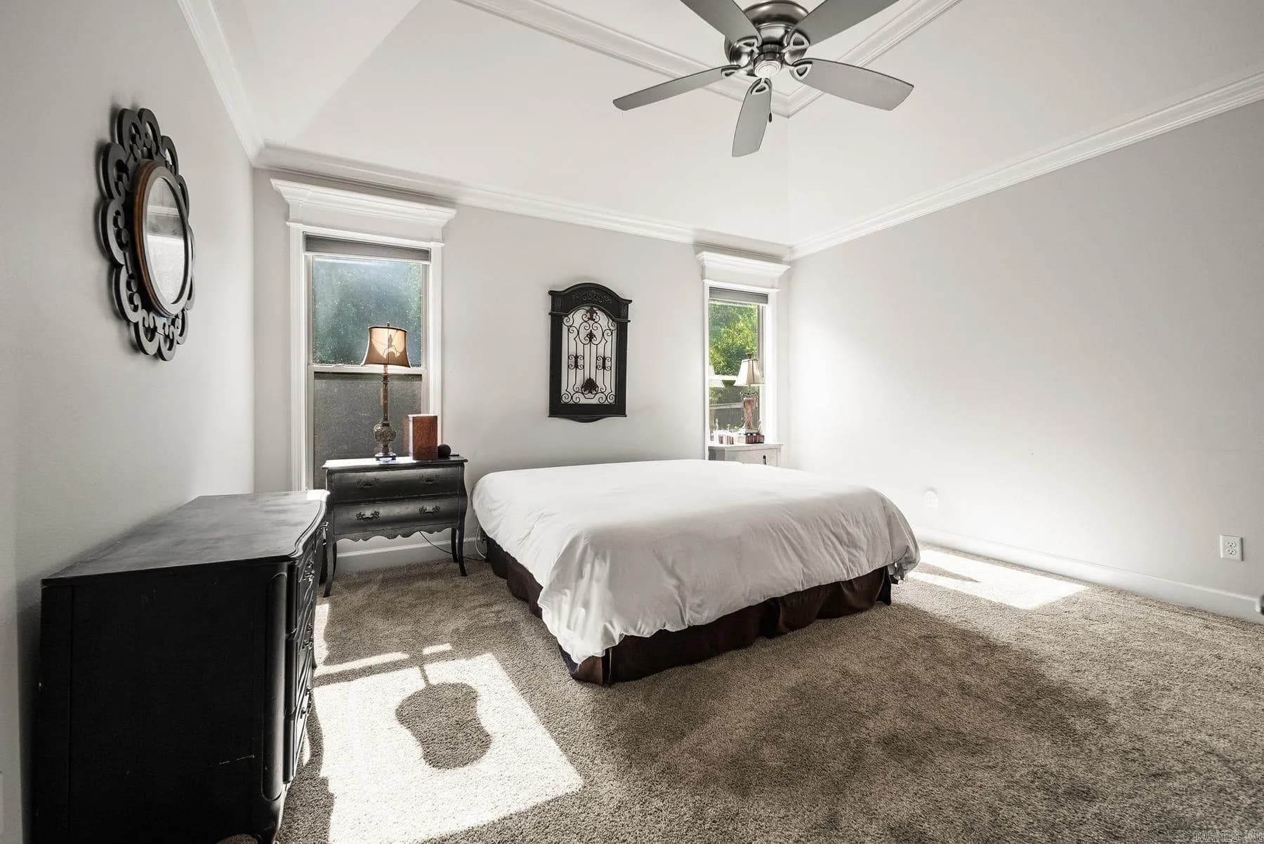 Property at 25  Piper - Image 23