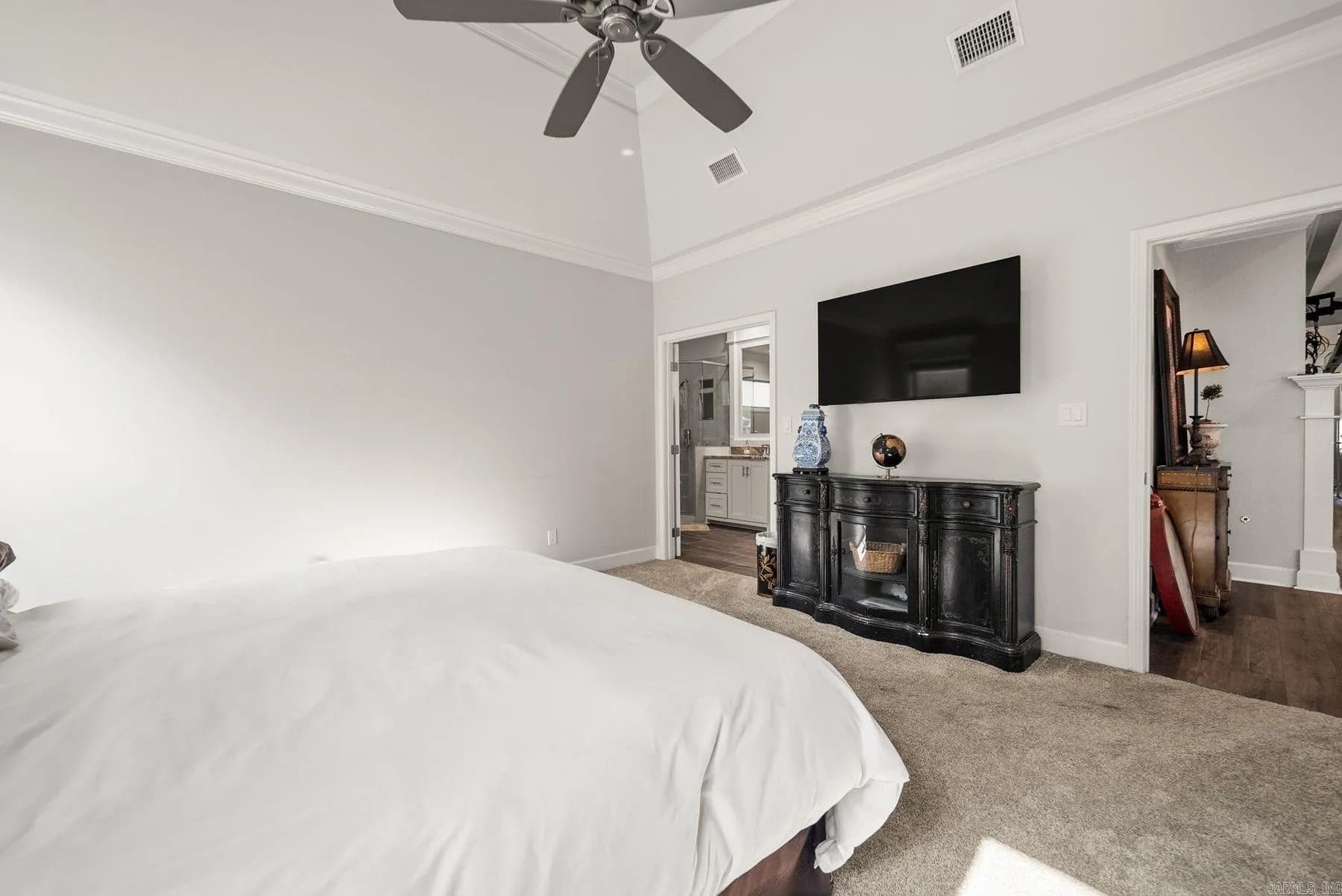 Property at 25  Piper - Image 24