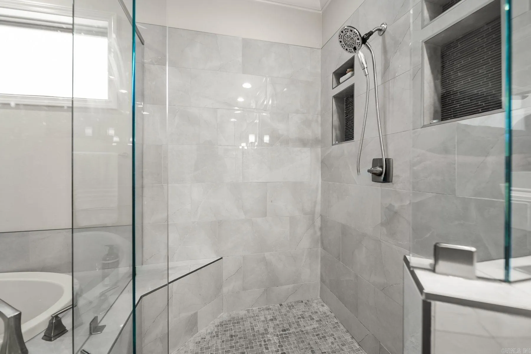 Property at 25  Piper - Image 28