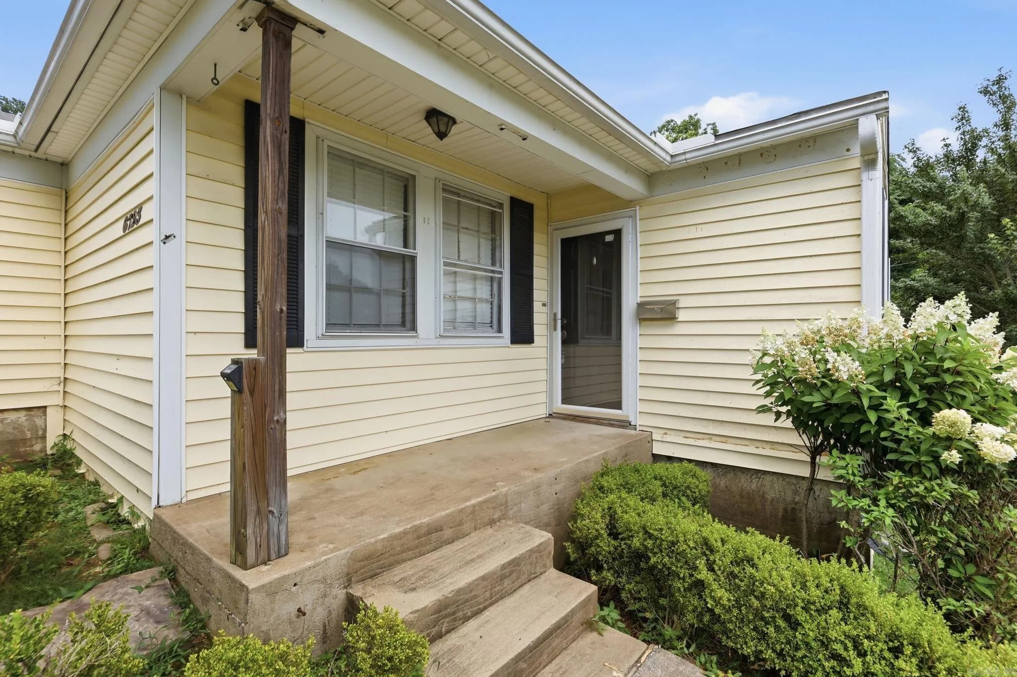 Property at 6723  Kenwood - Image 6