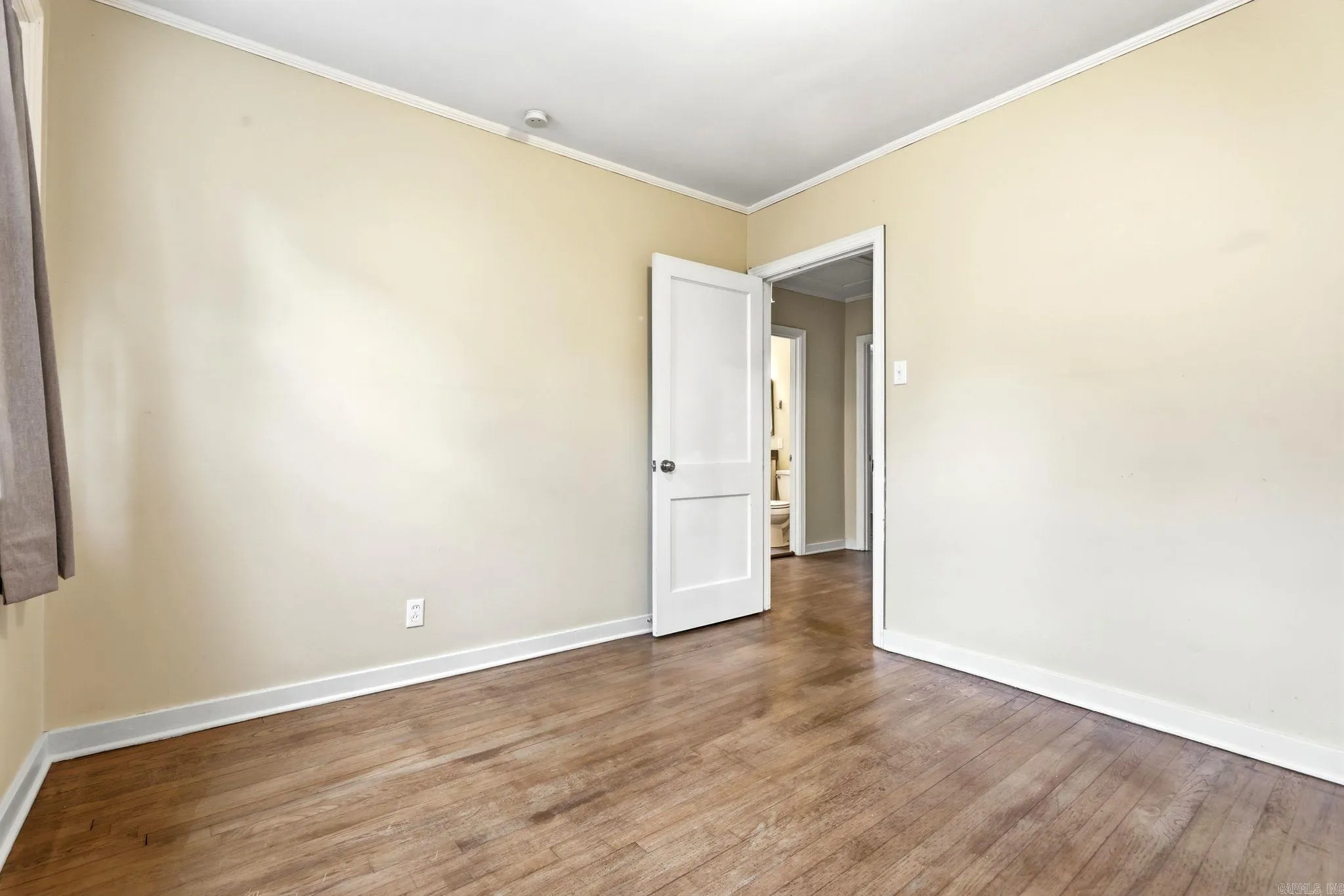 Property at 6723  Kenwood - Image 16