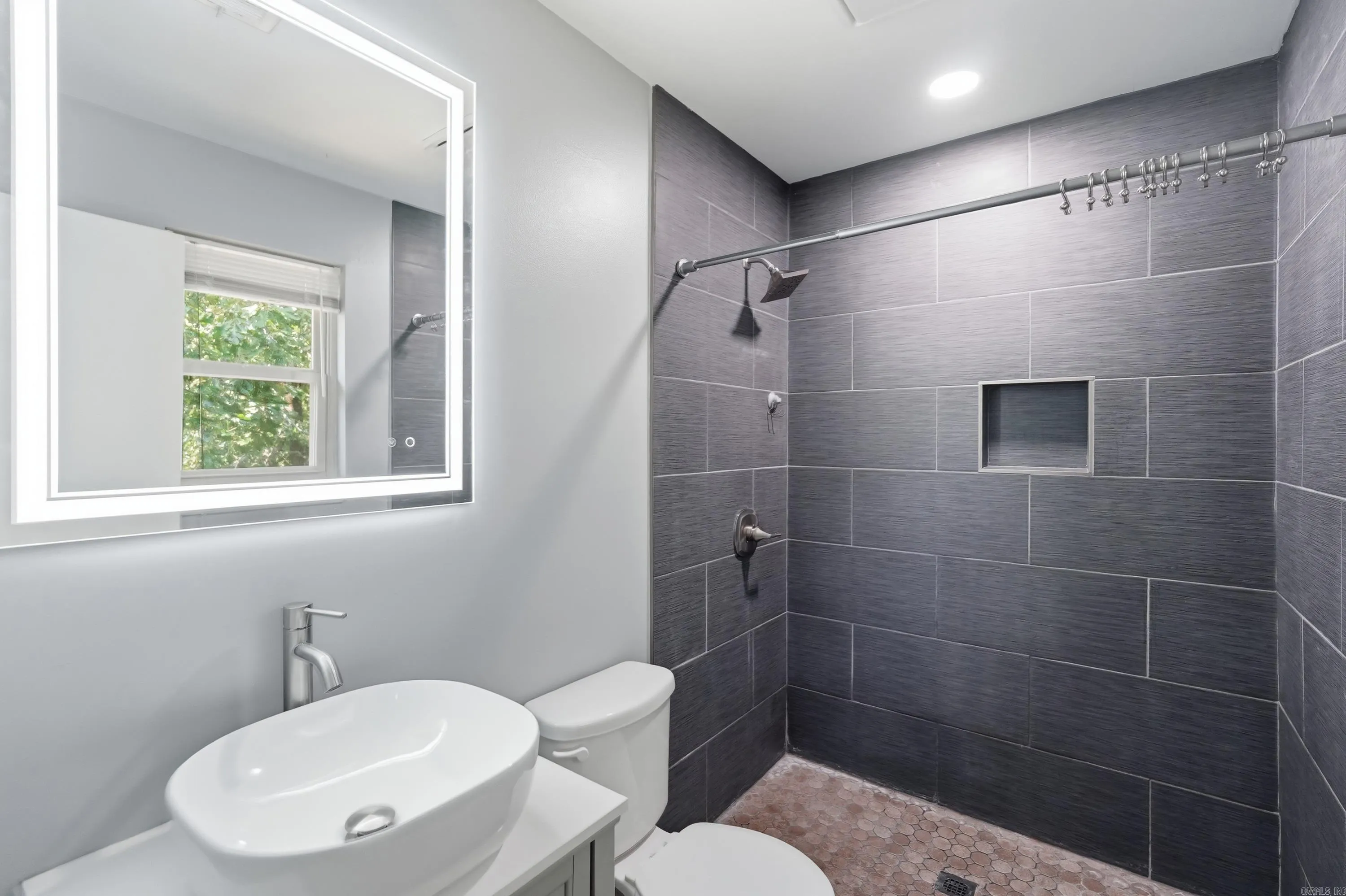 Property at 28  Johnny ln - Image 33