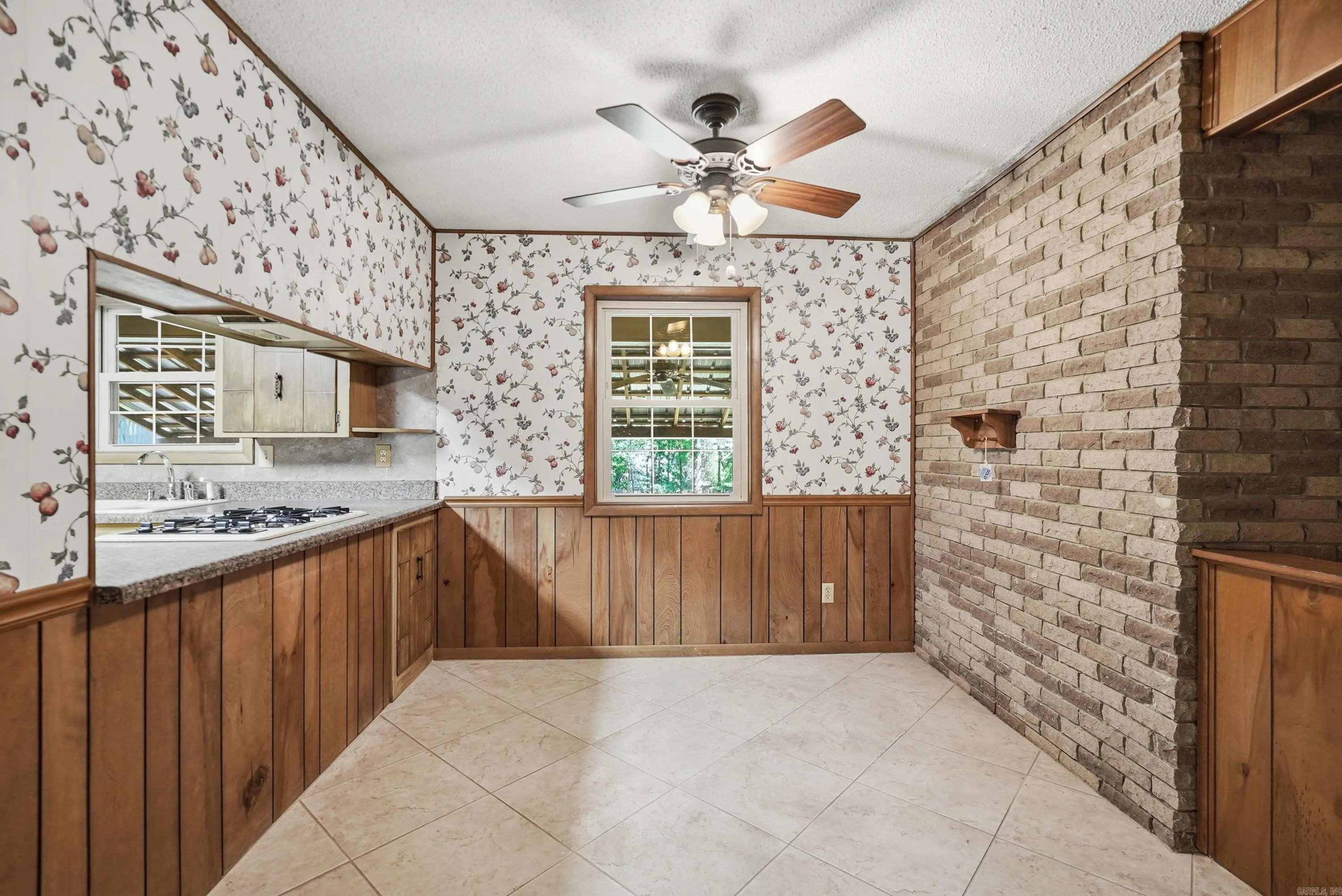 Property at 623  Beverly - Image 13