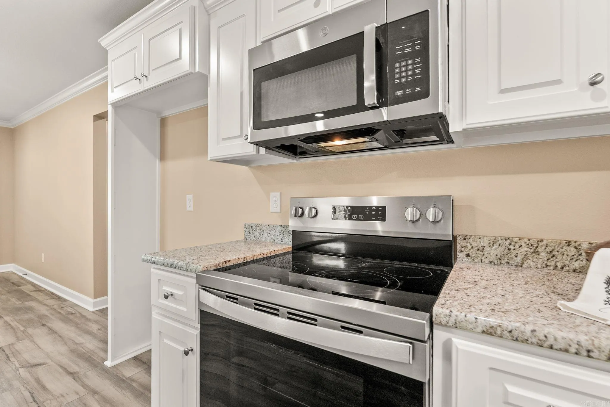 Property at 506  Kay - Image 9
