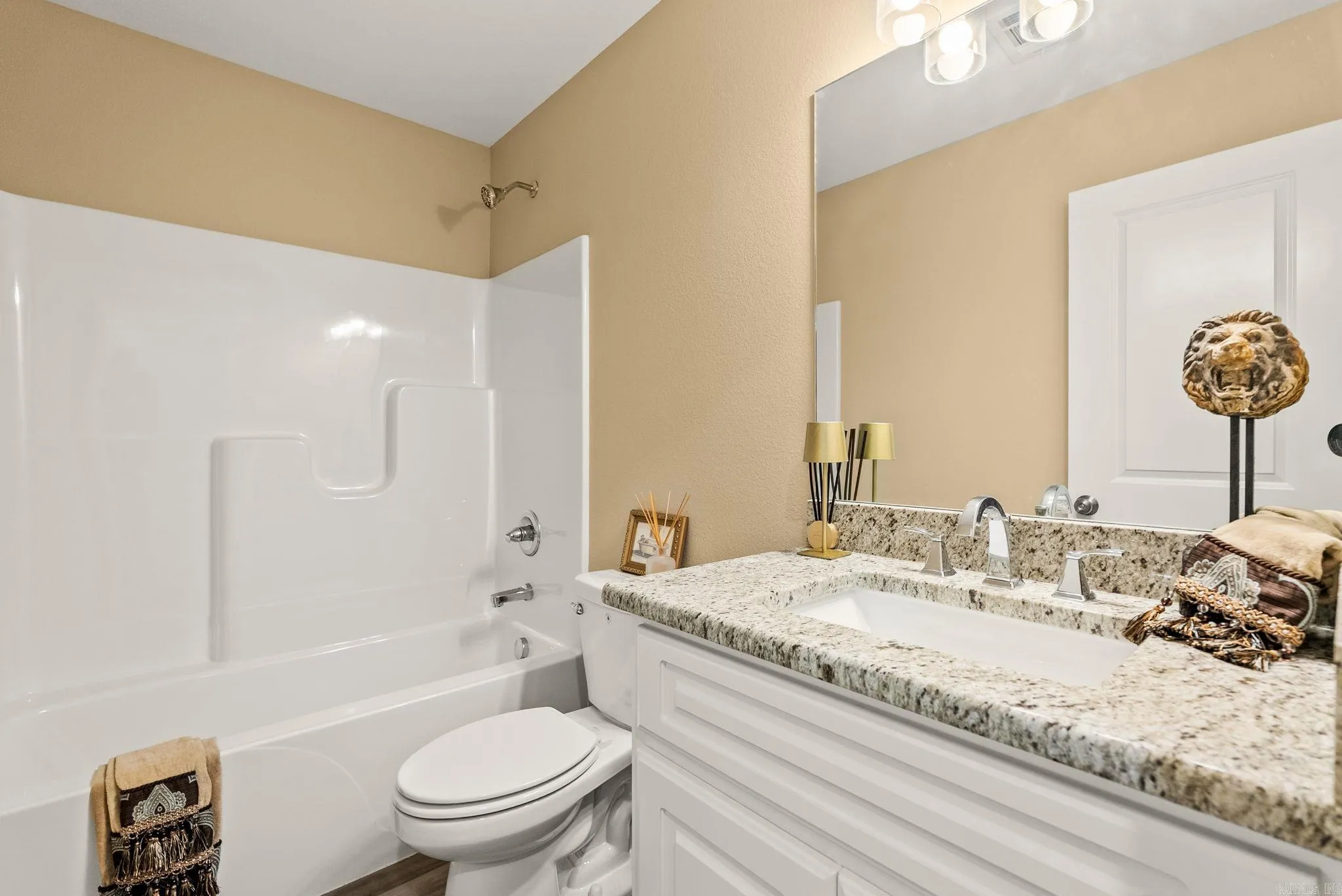 Property at 506  Kay - Image 21