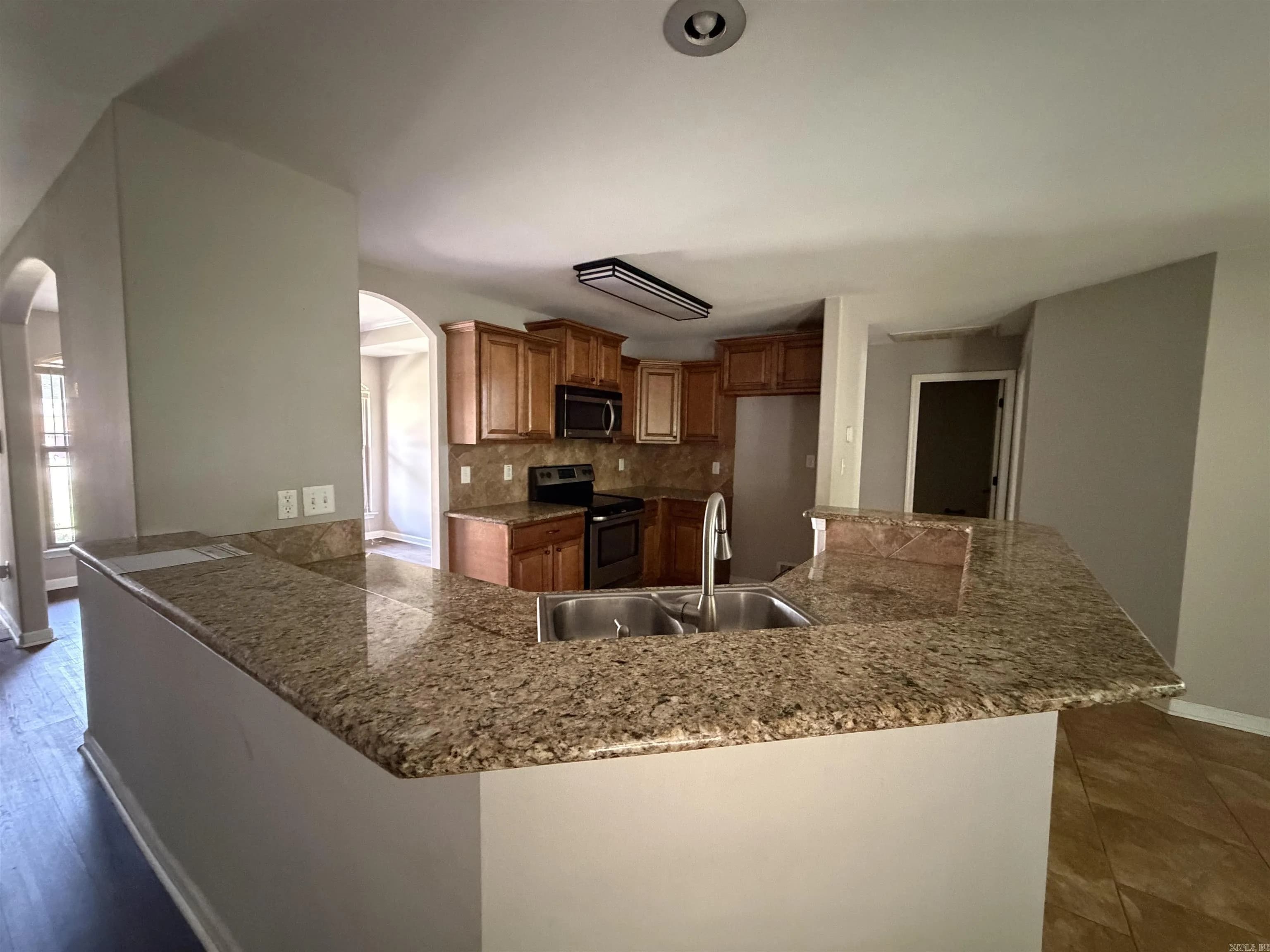 Property at 1065  Skyline - Image 9