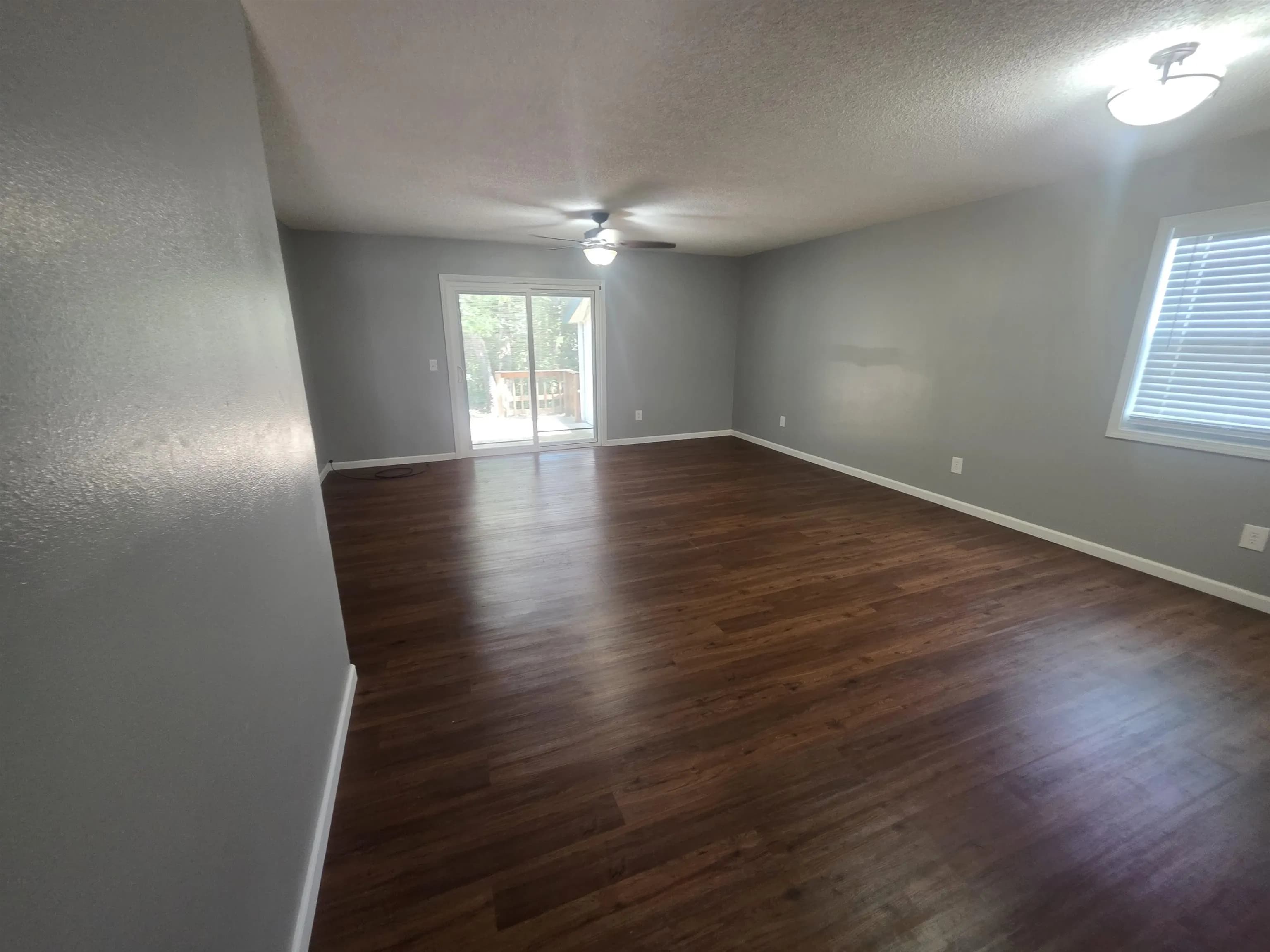 Property at 4  Spring river - Image 12