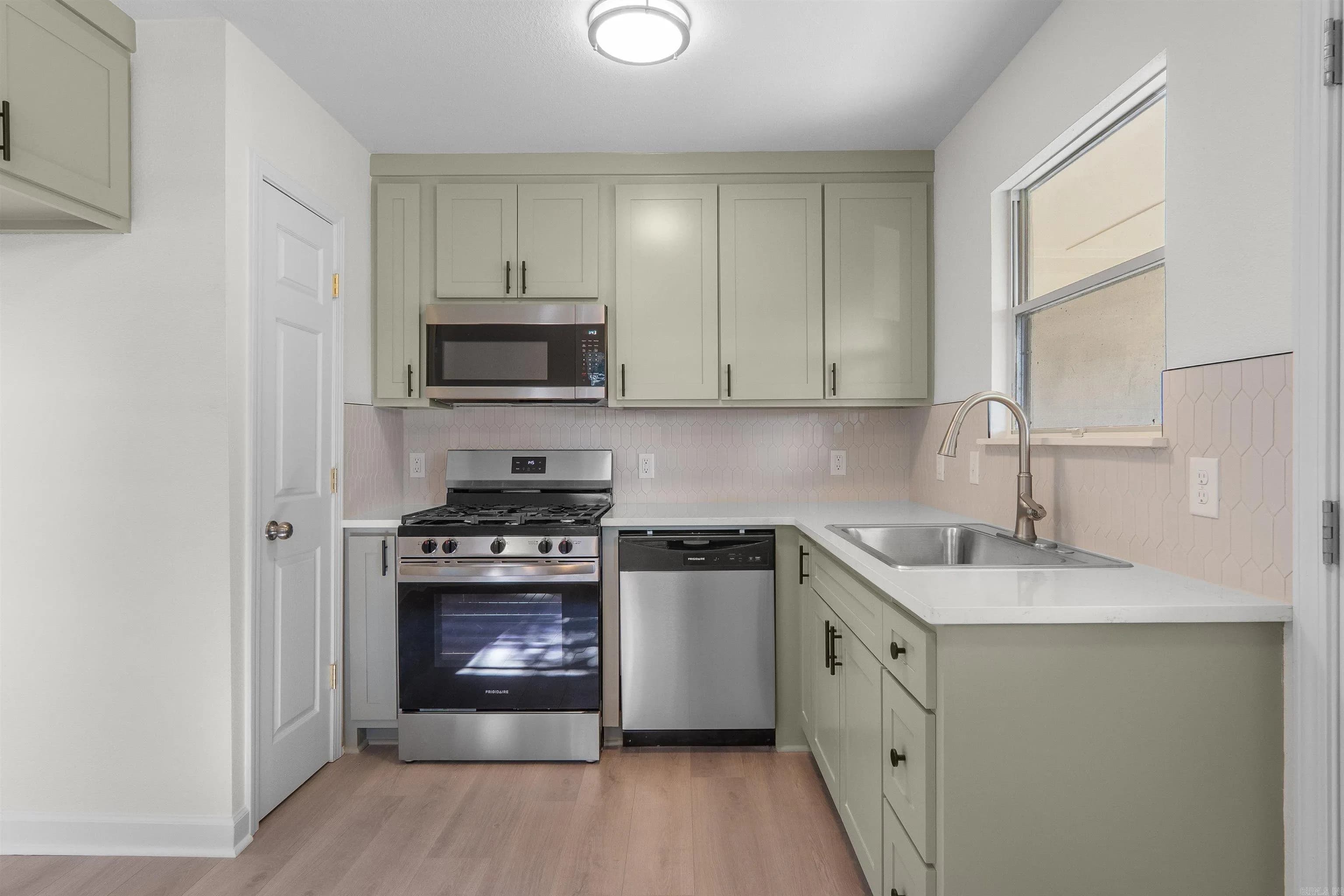 Property at 5511  Maple st - Image 8