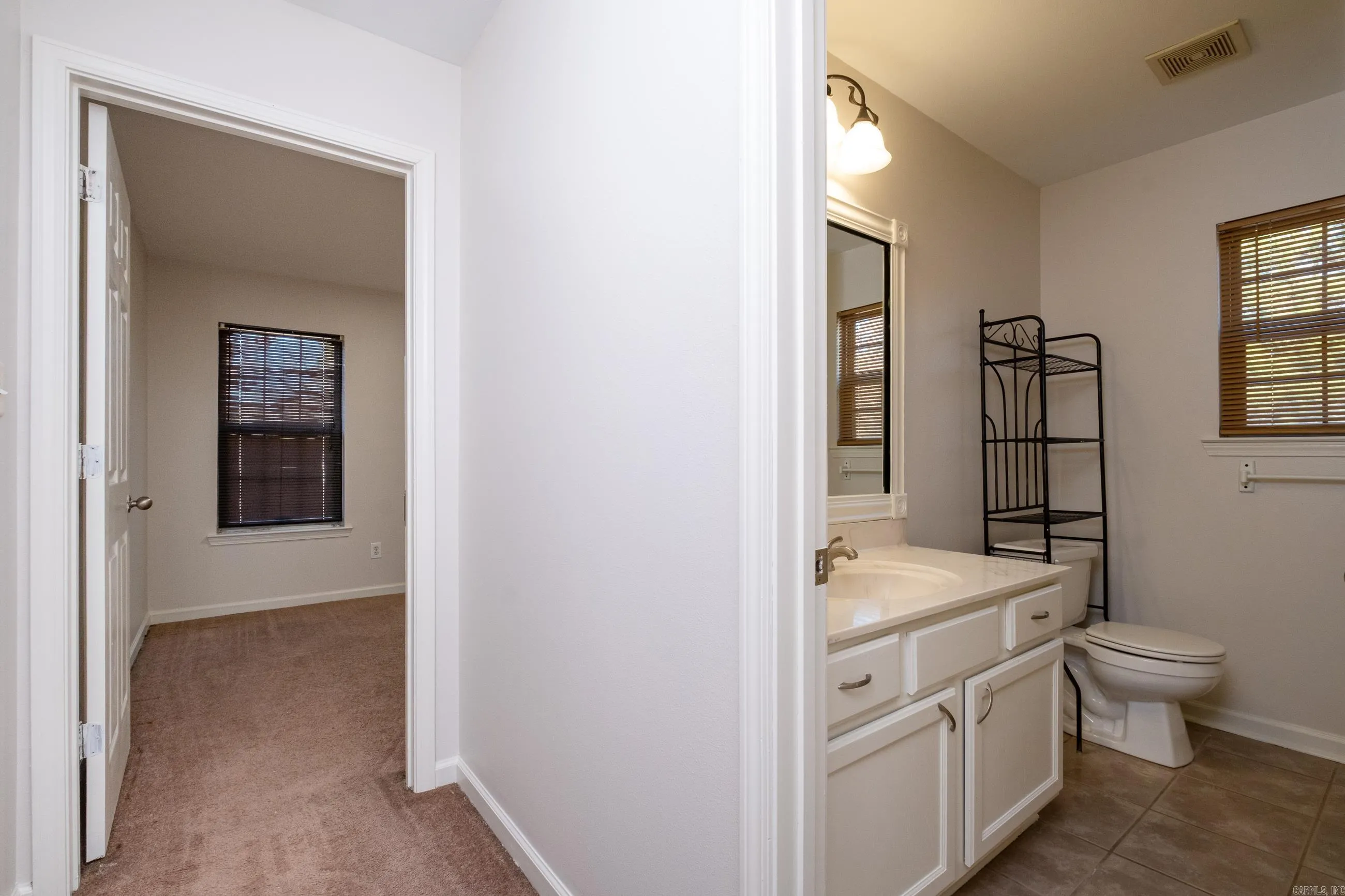 Property at 25  Courtfield - Image 34