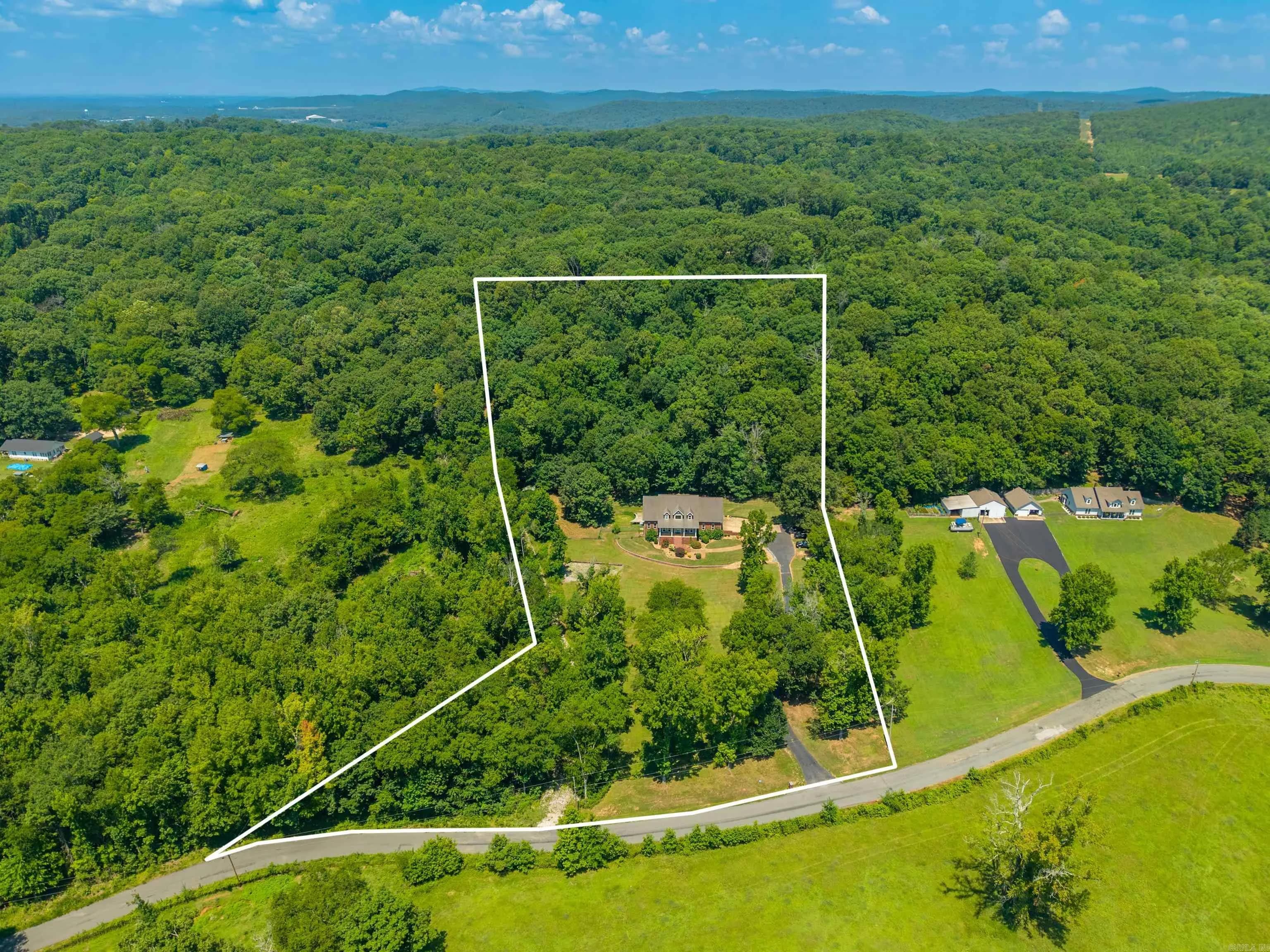 Property at 703  Beaver lakes - Image 49
