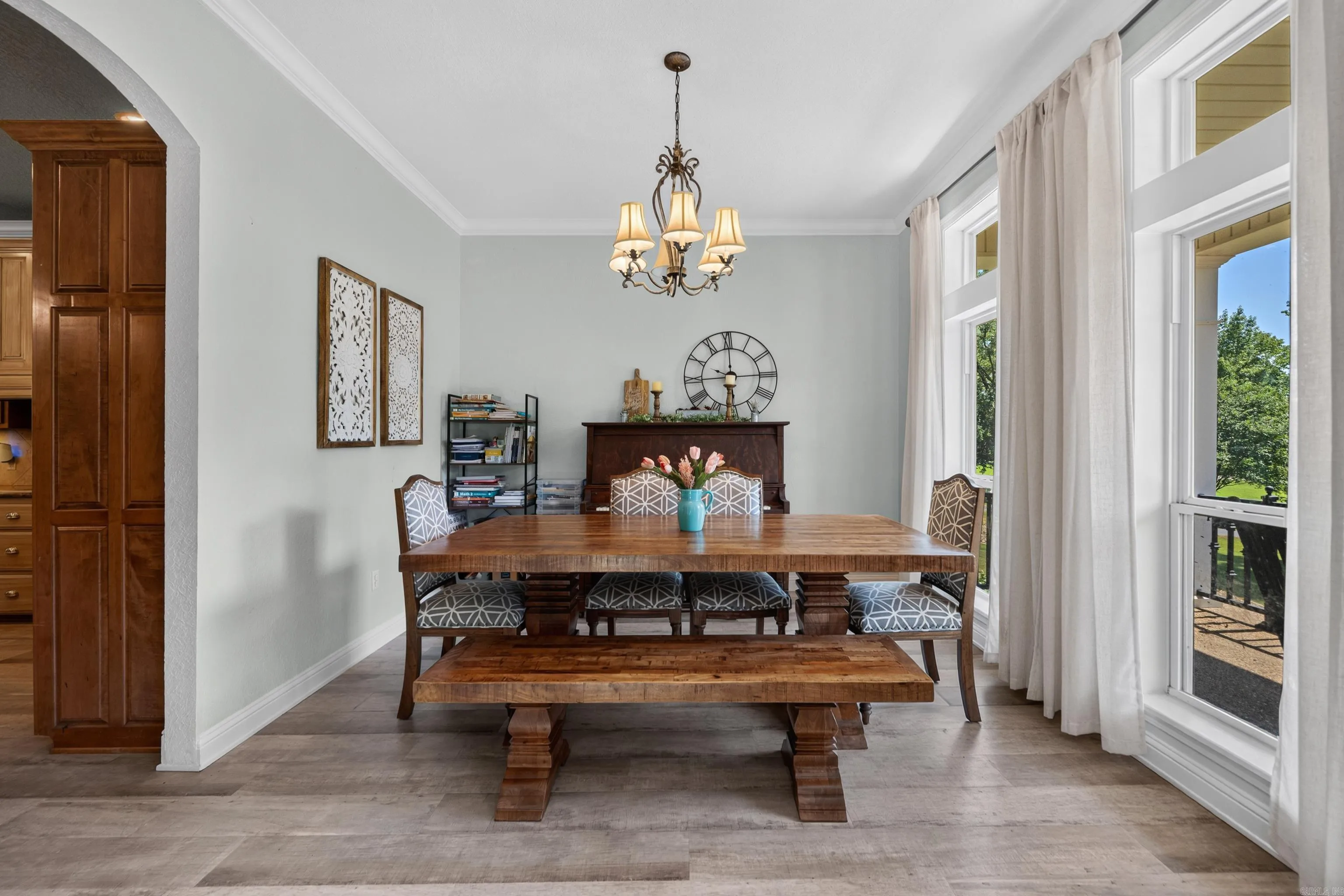 Property at 703  Beaver lakes - Image 22
