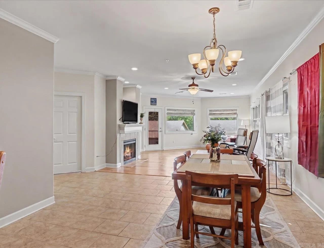 Property at 640  Arkridge  Unit D-2, D-2 - Image 7