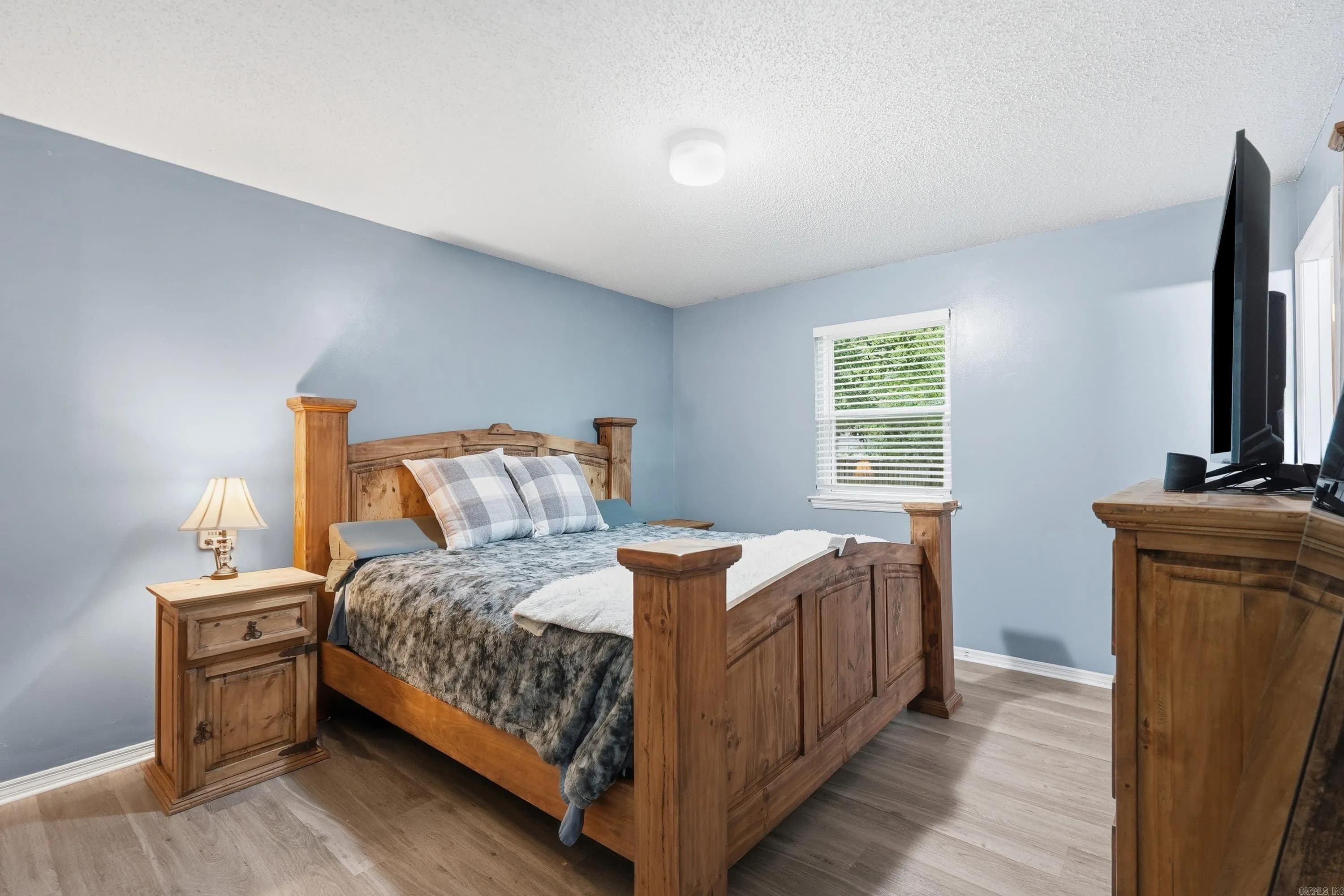 Property at 8  Oak forest - Image 19