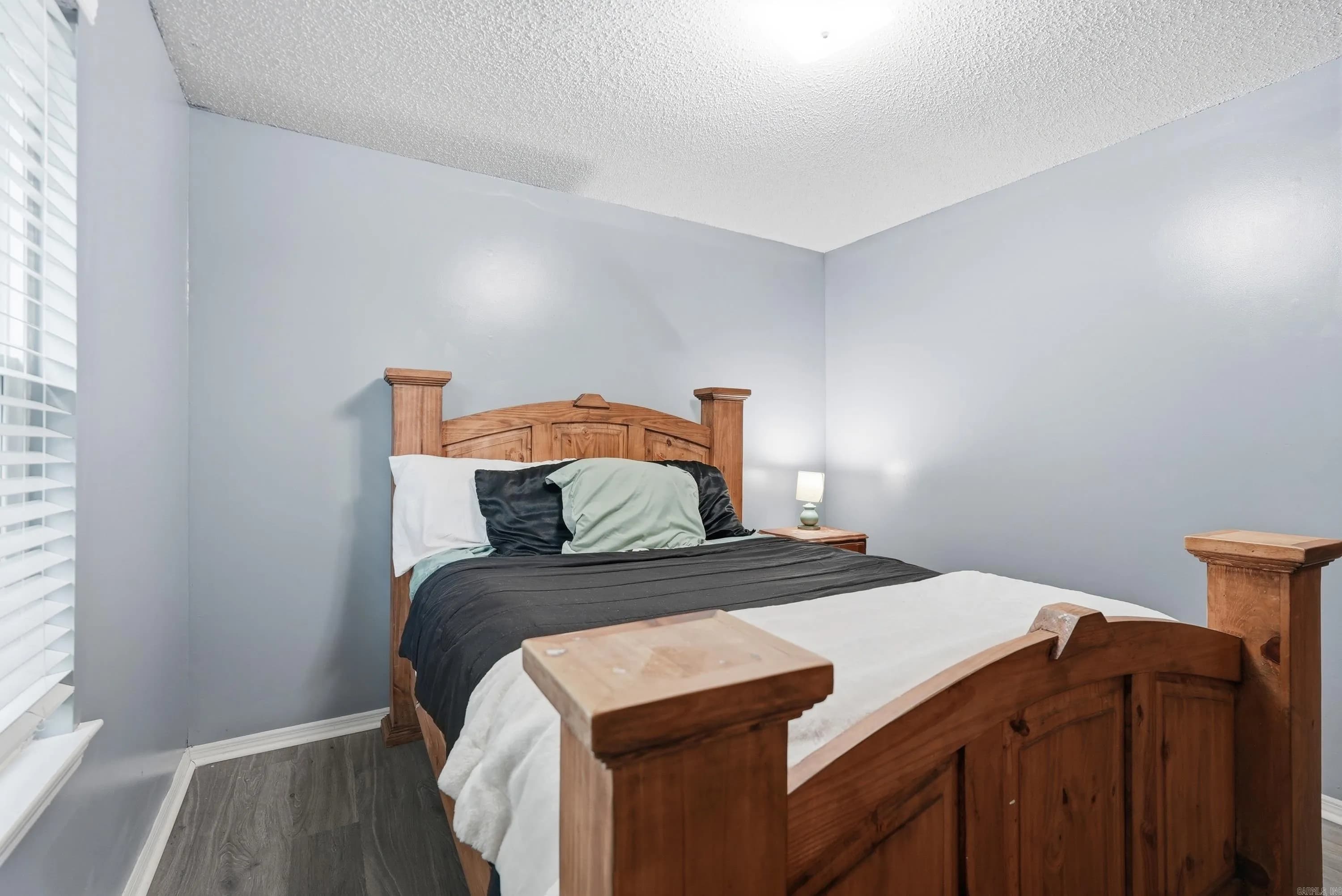 Property at 8  Oak forest - Image 23