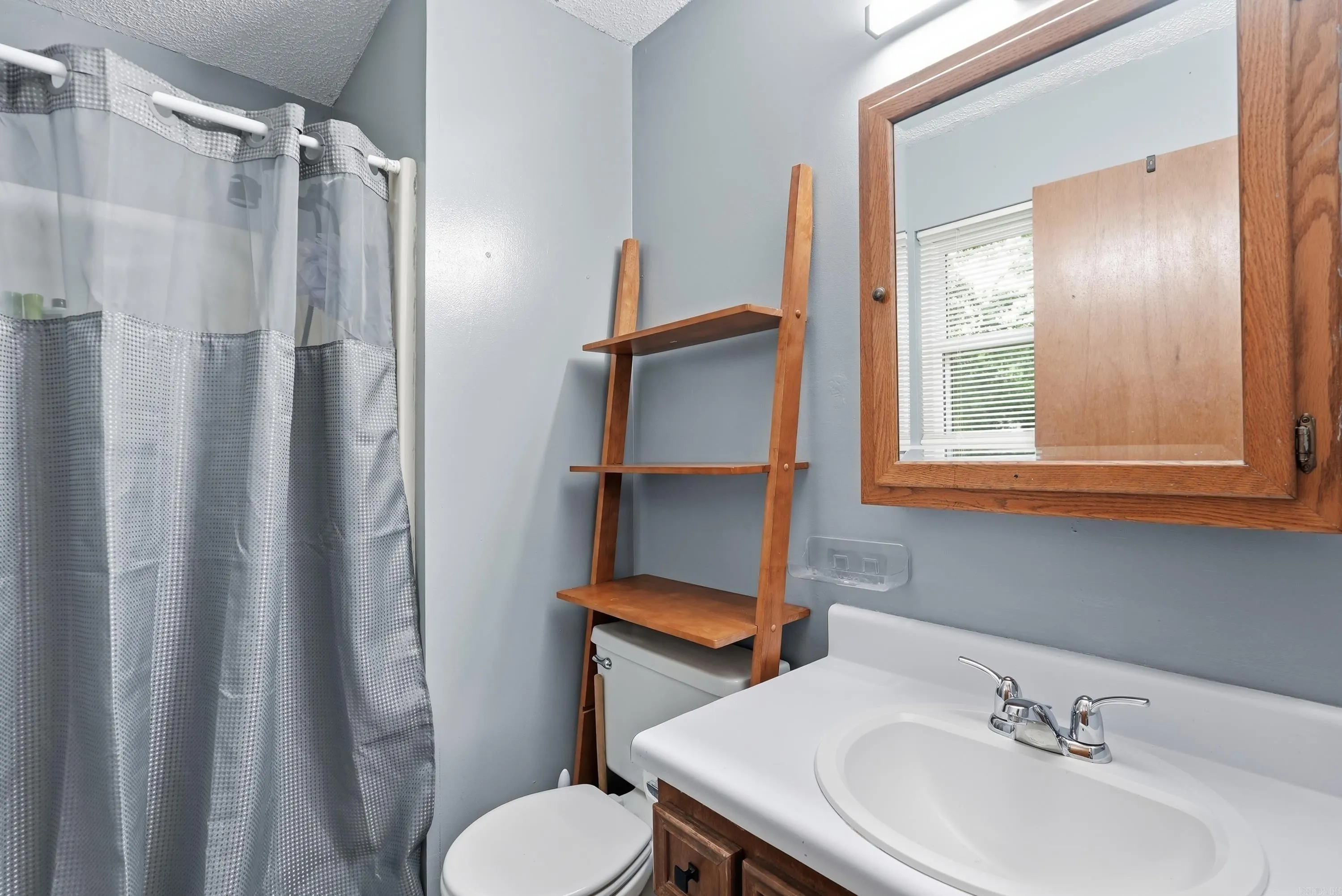 Property at 8  Oak forest - Image 21