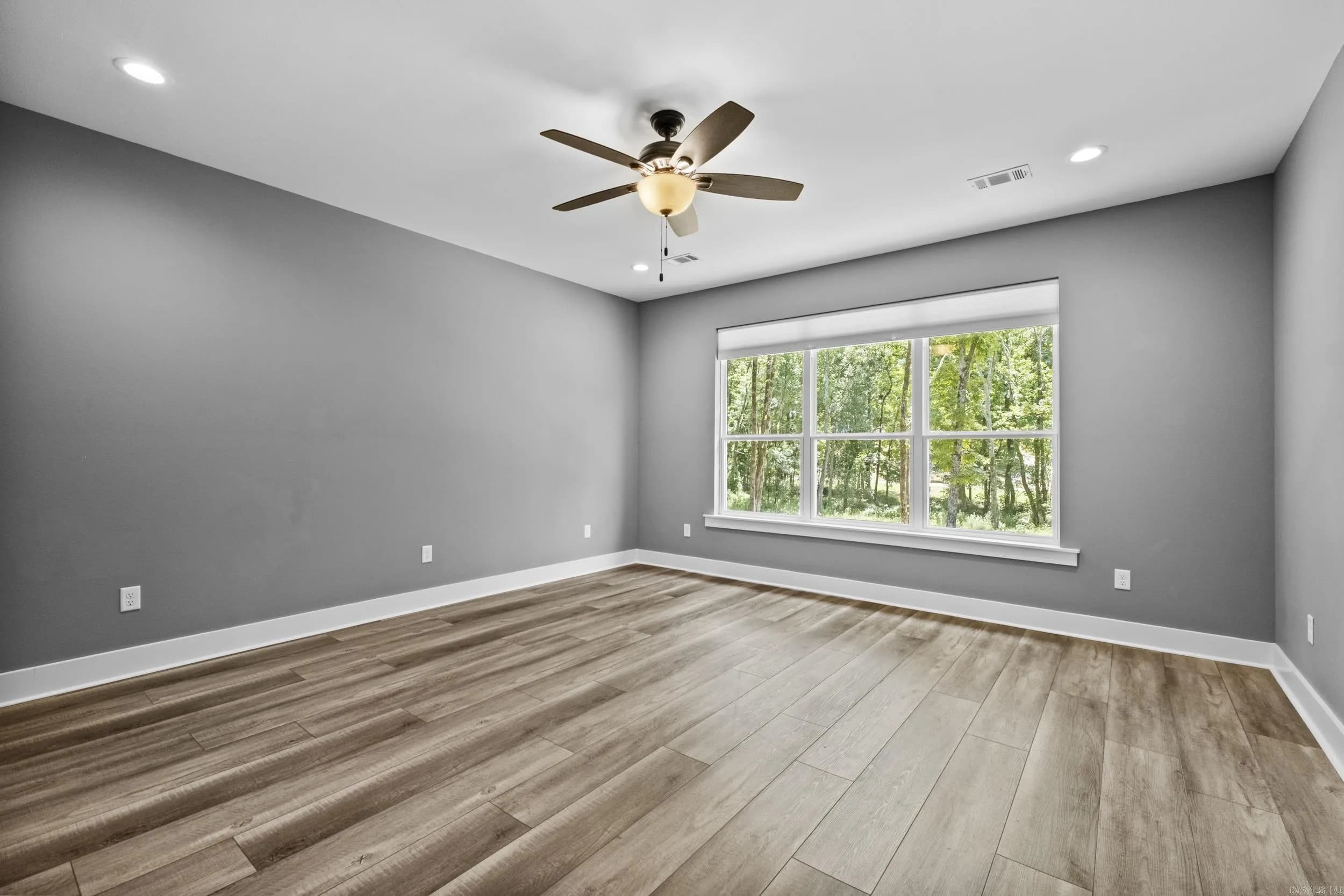 Property at 35  Helen circle - Image 21