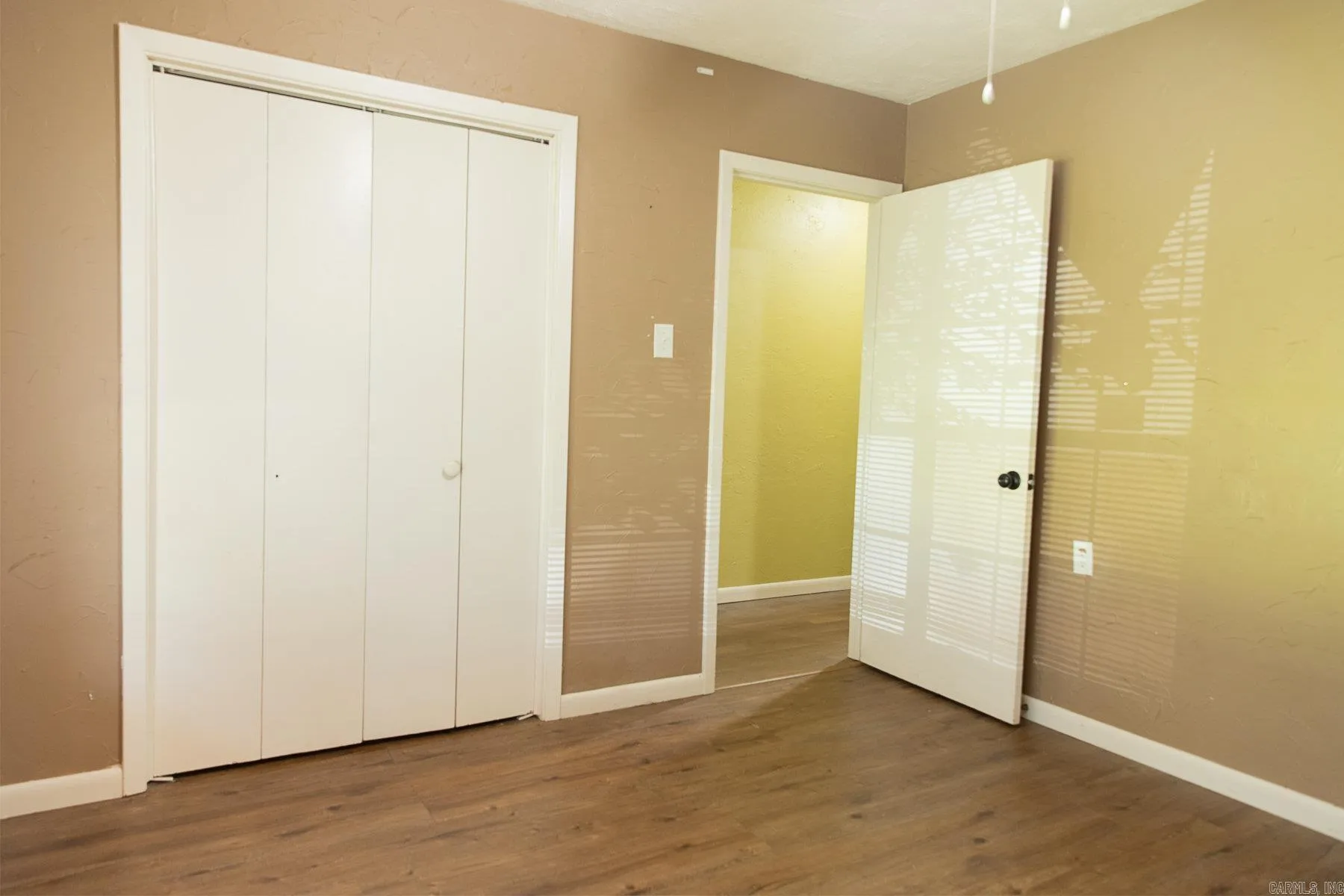 Property at 49 S Chinkapin - Image 30