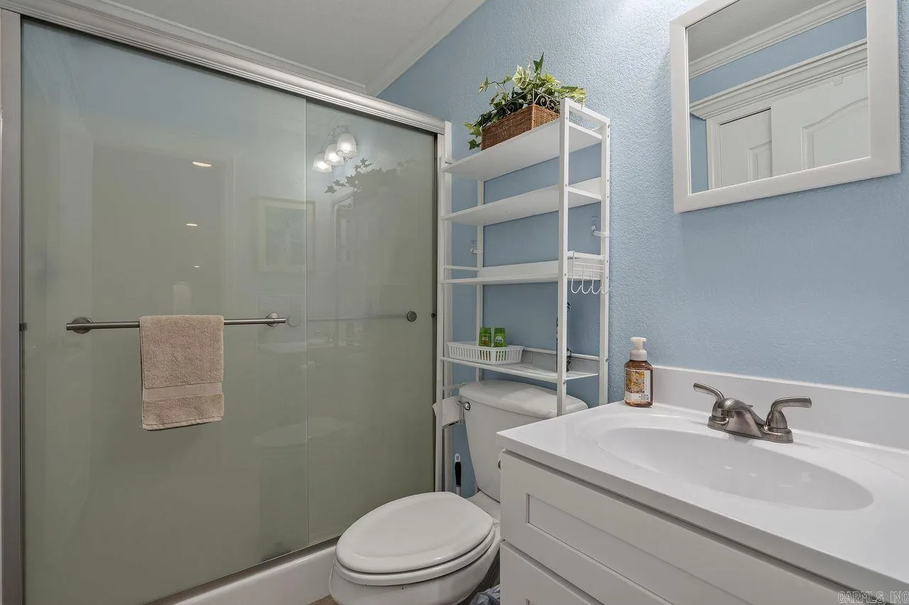 Property at 289  Northlake cove - Image 28