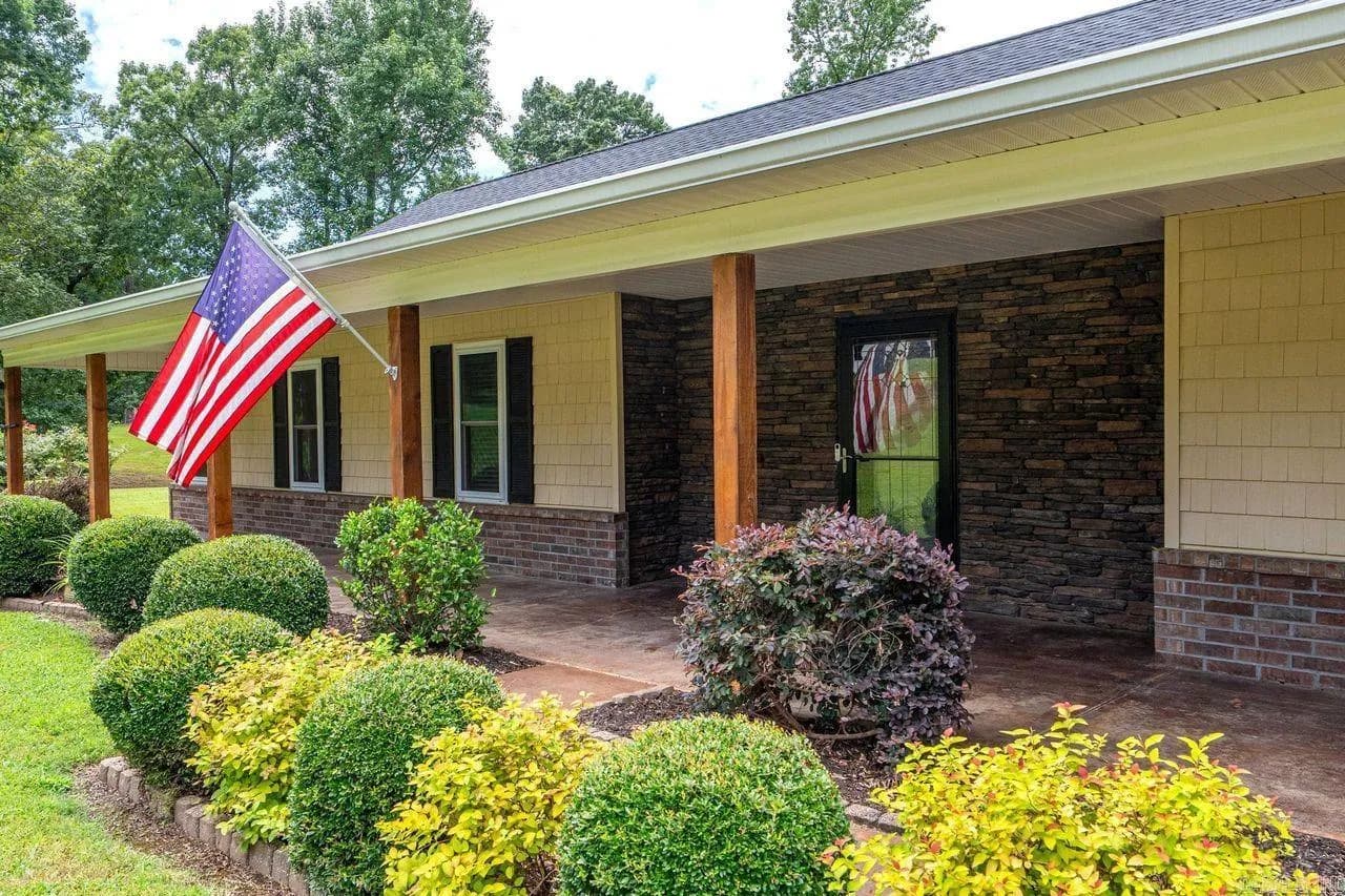 Property at 289  Northlake cove - Image 44
