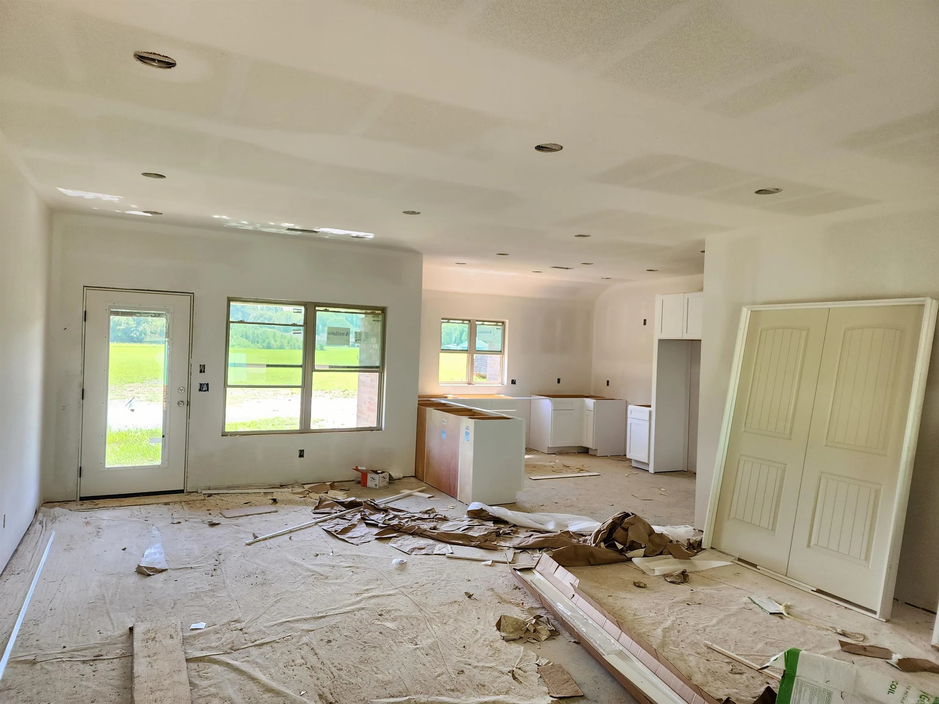 Property at 308  Walker - Image 6
