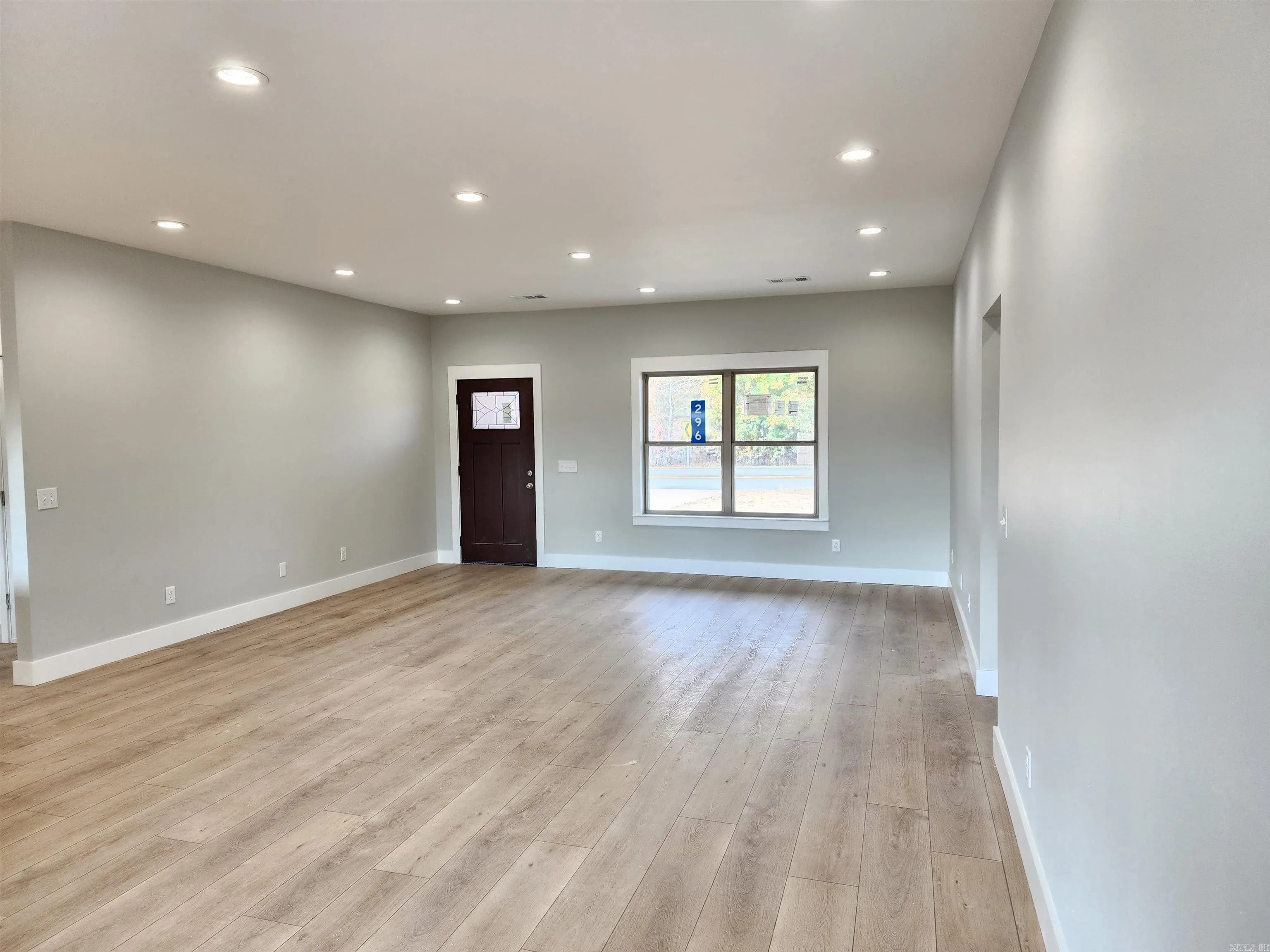 Property at 308  Walker - Image 17