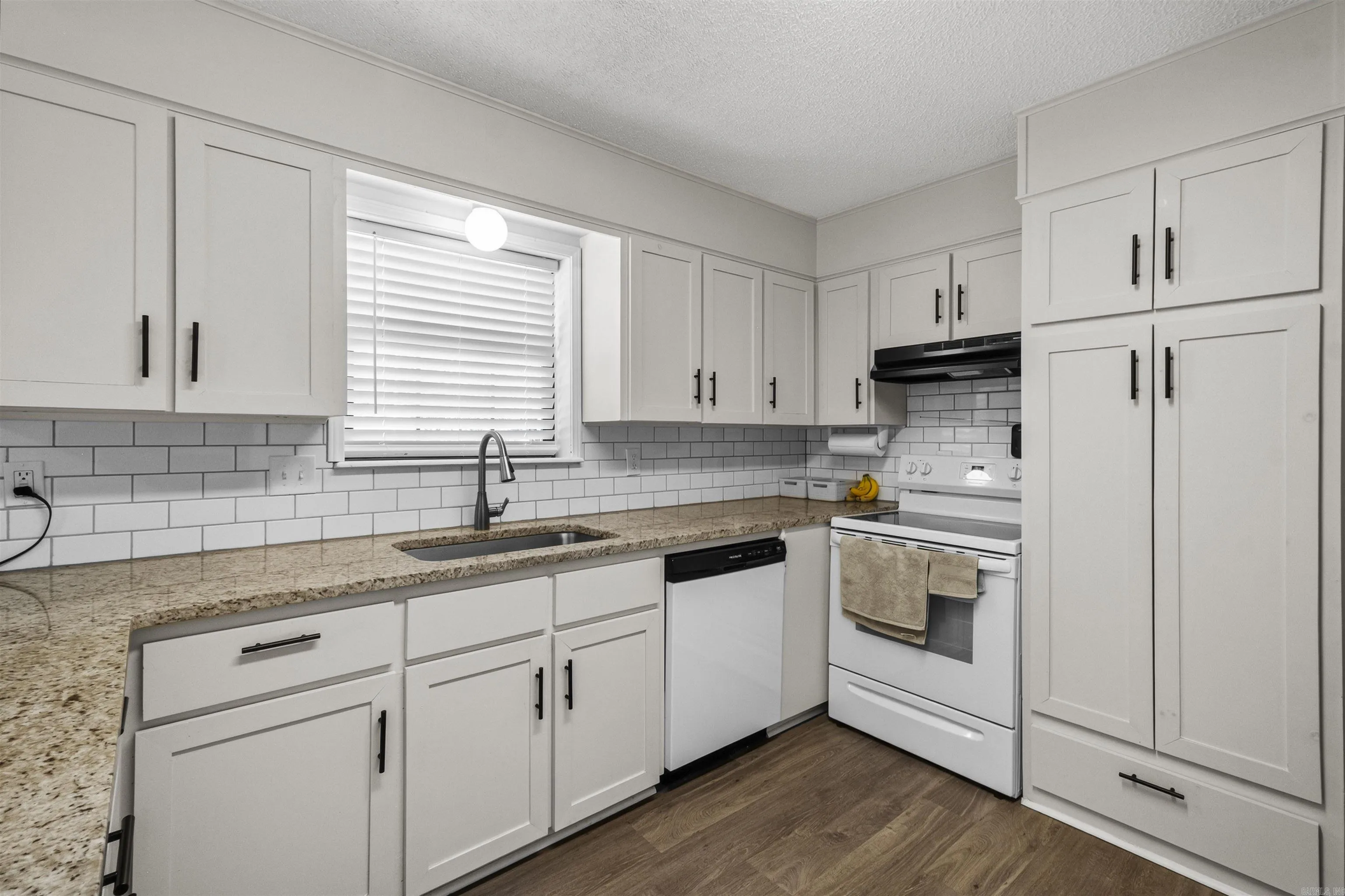 Property at 481  Bradley dr - Image 14