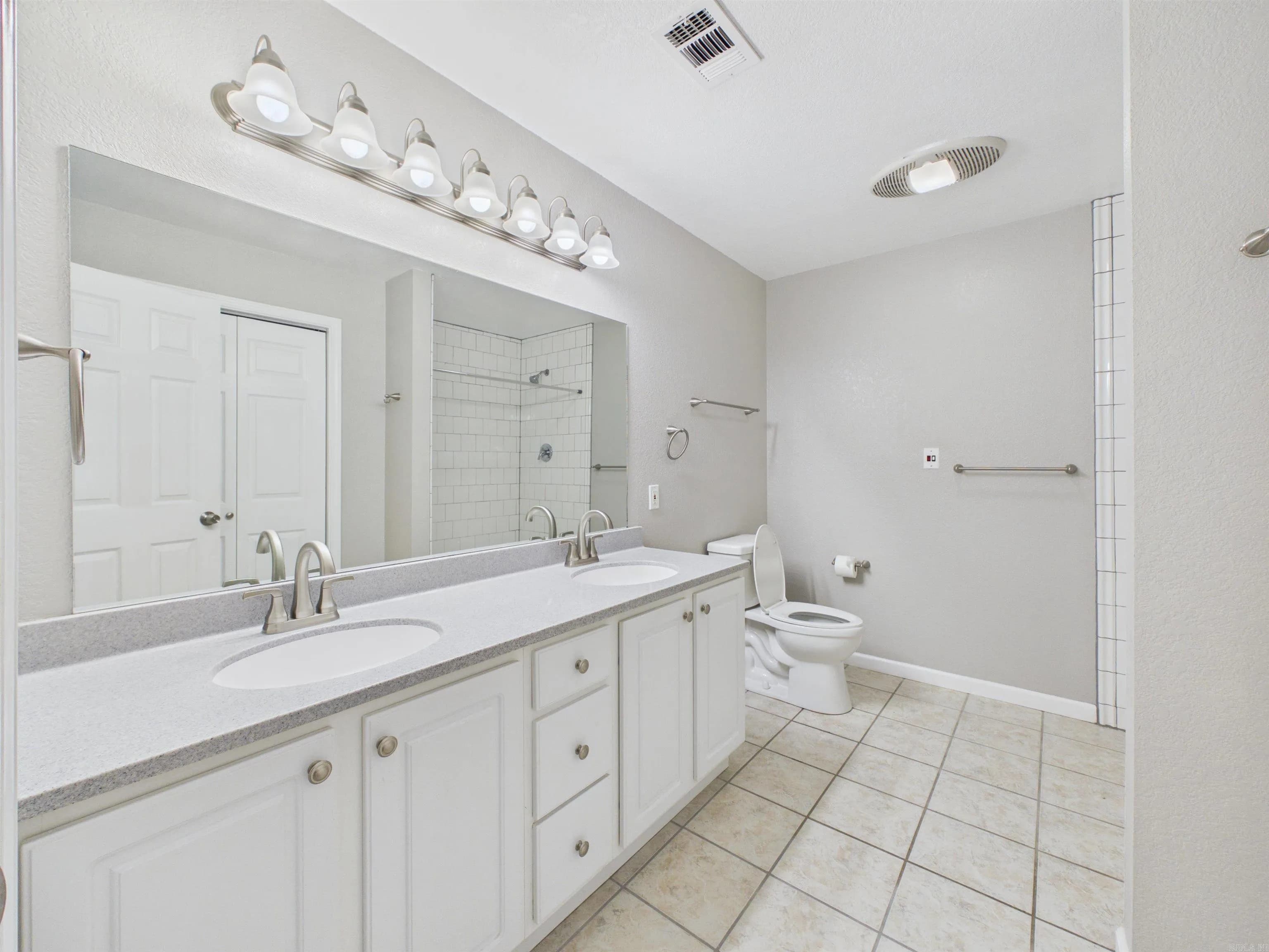 Property at 3  Jace - Image 30