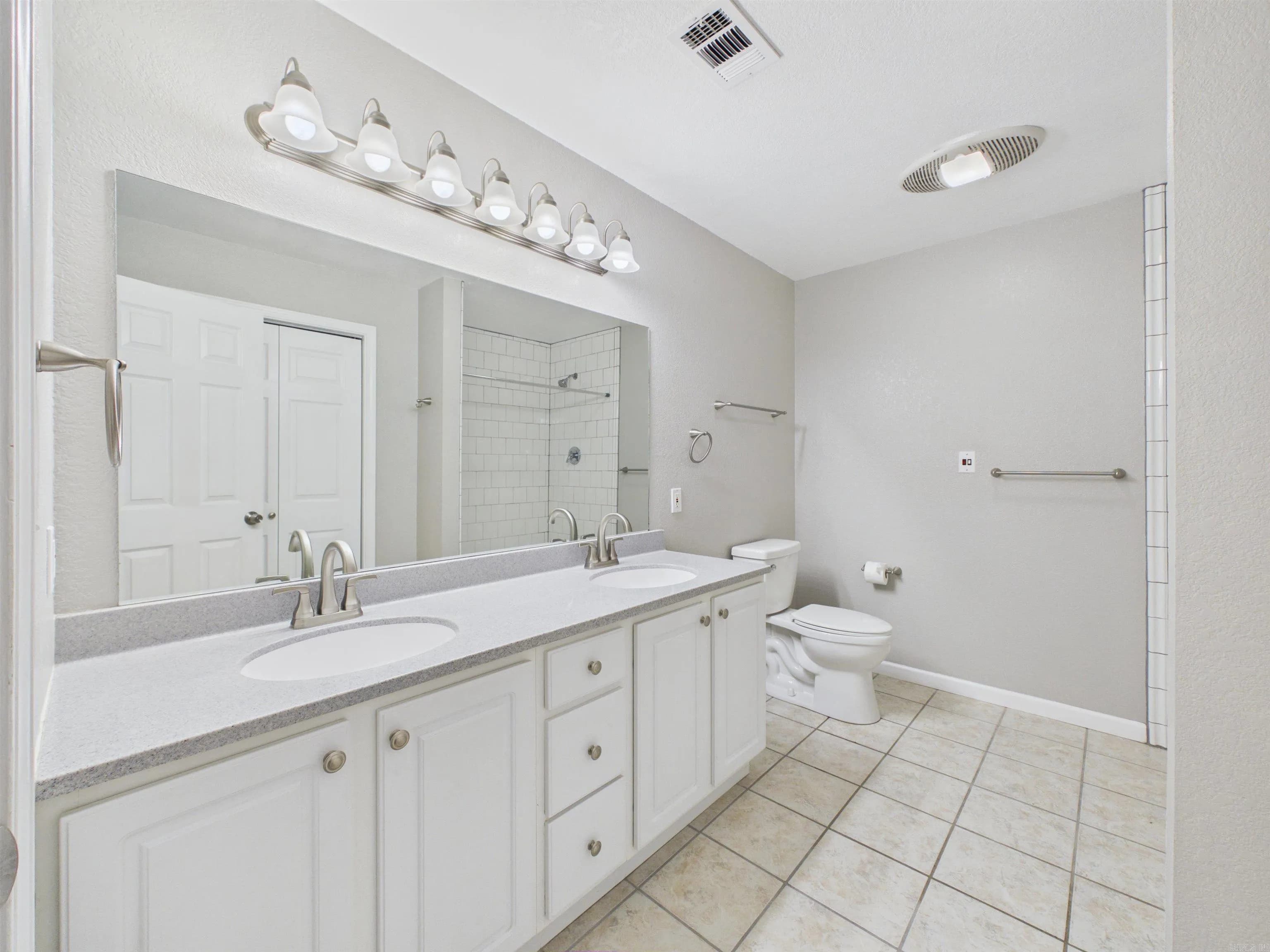 Property at 3  Jace - Image 31