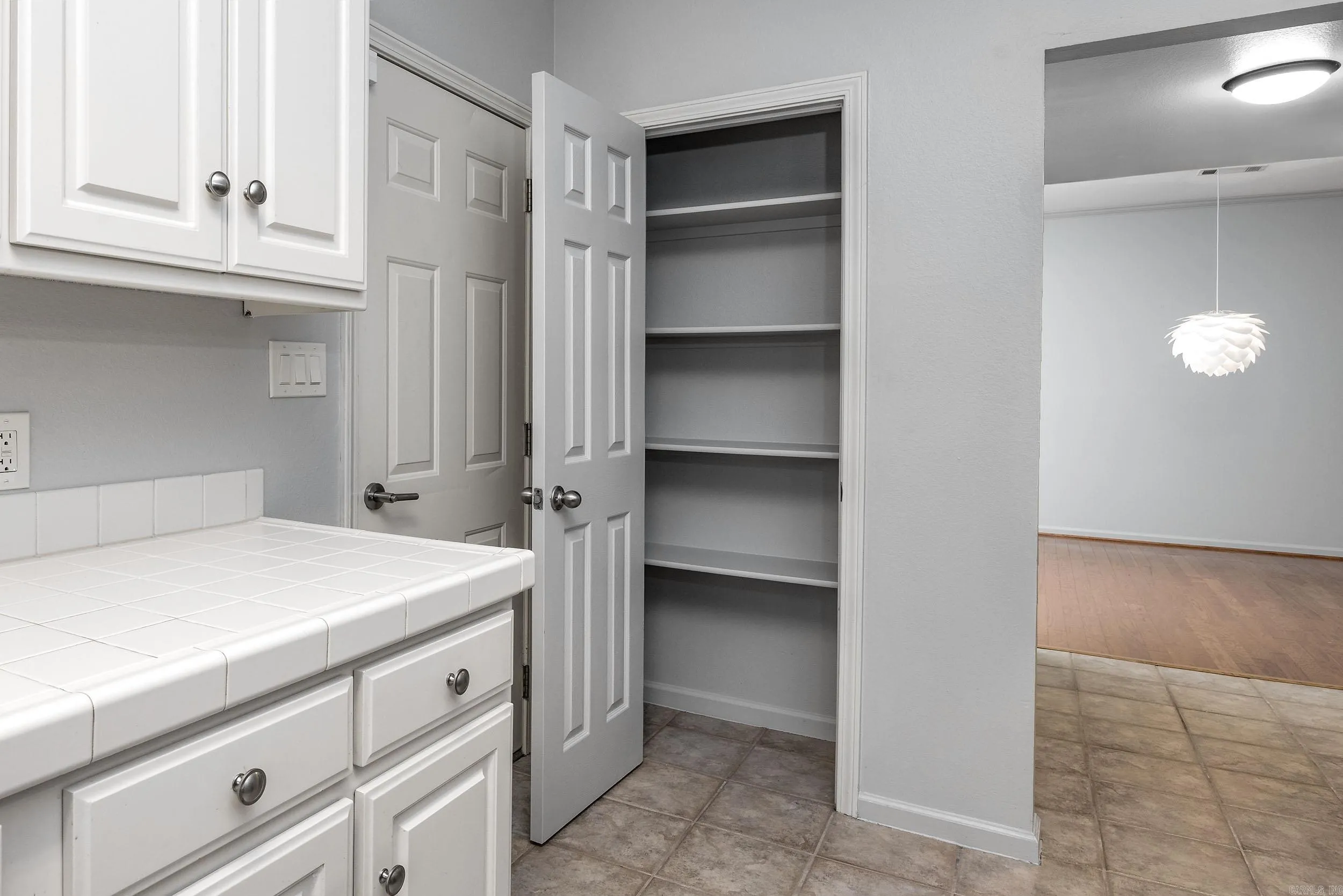 Property at 28  Foxcroft village dr - Image 14