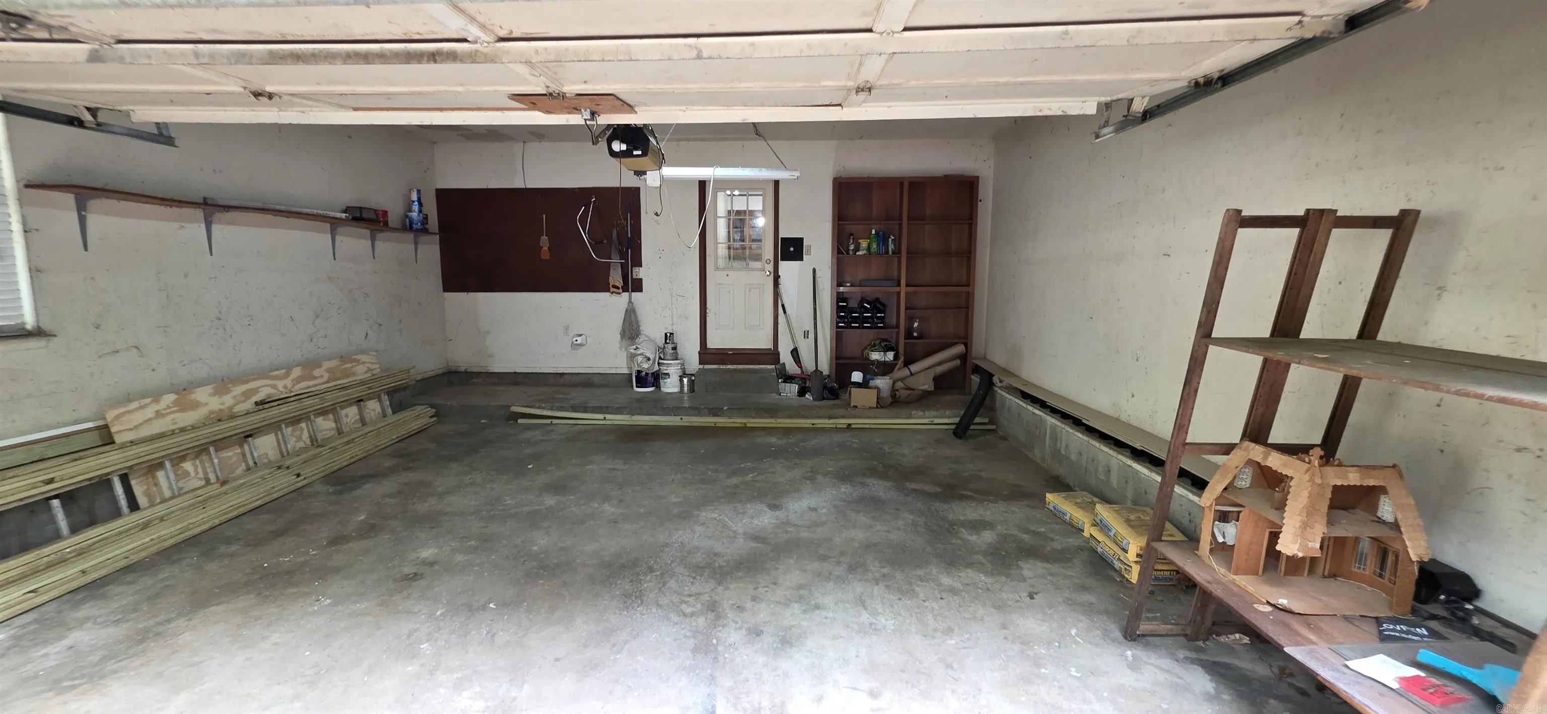 Property at 38  Morrison - Image 19