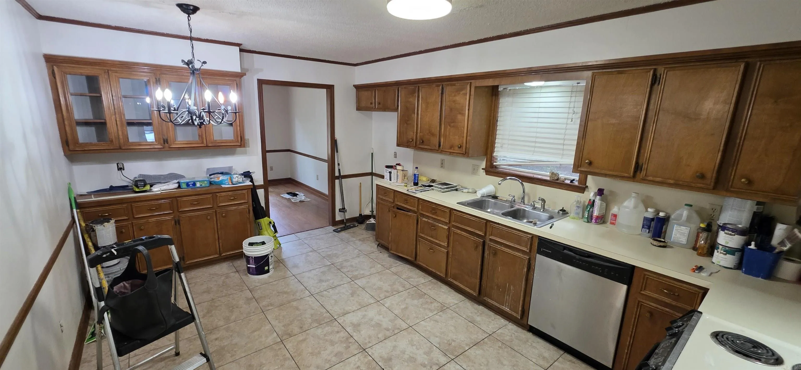 Property at 38  Morrison - Image 18