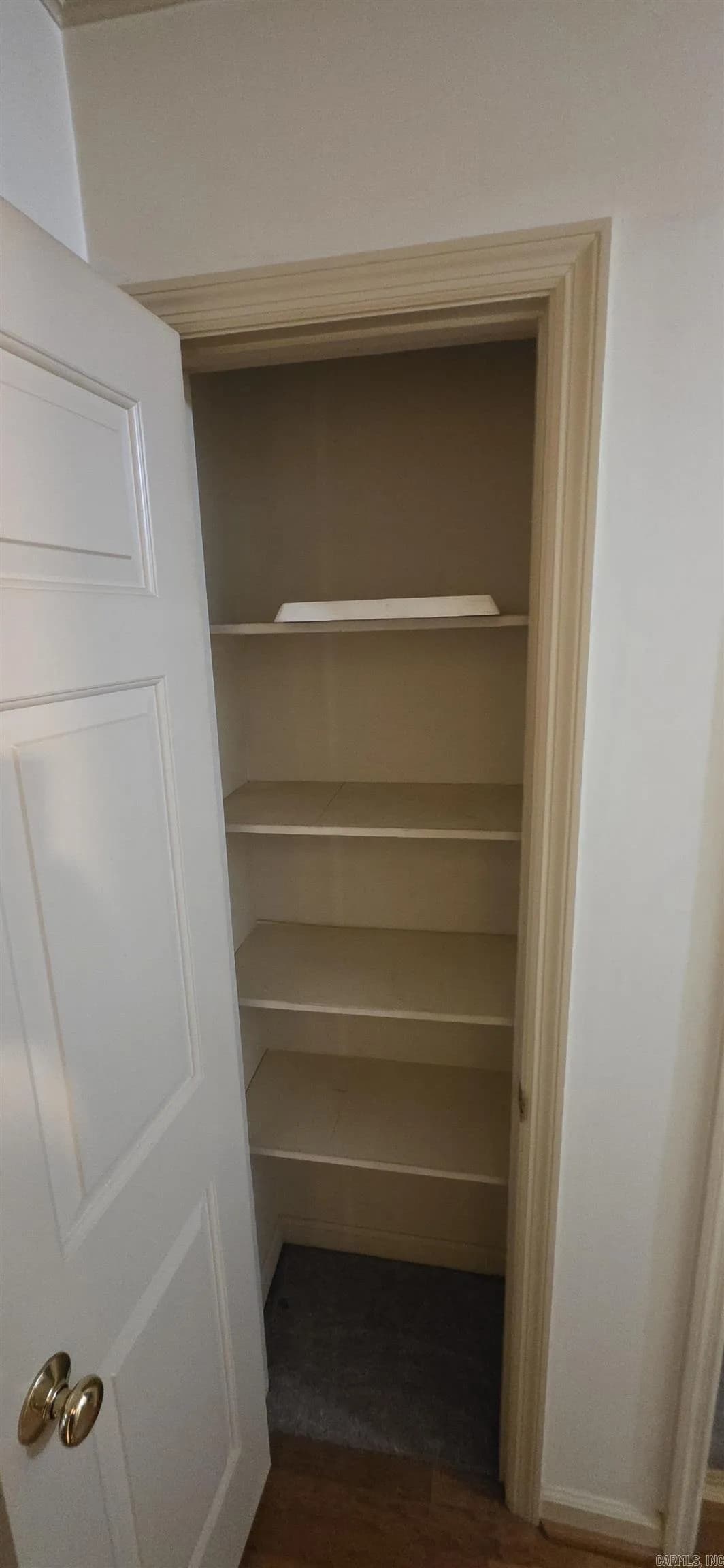 Property at 38  Morrison - Image 33