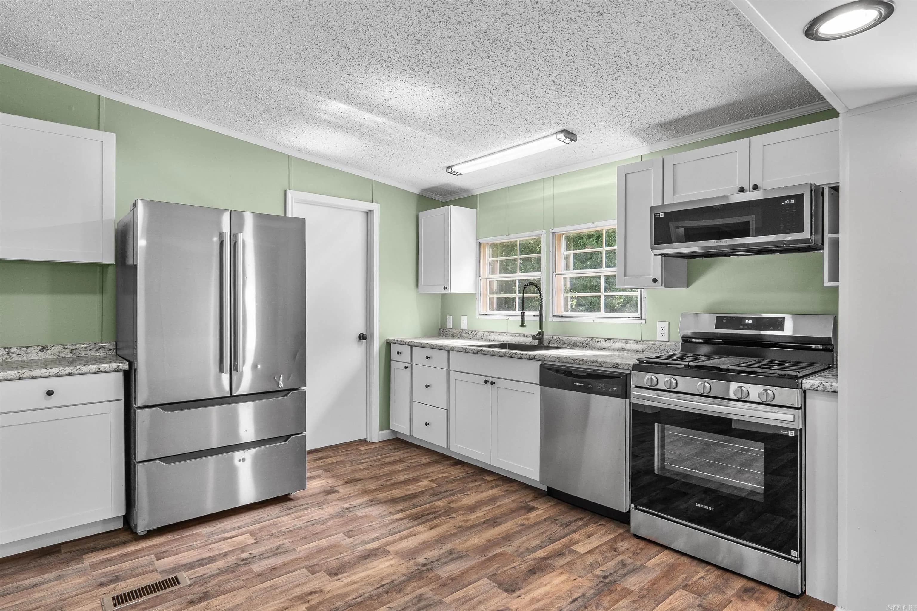 Property at 2507  Jackson 301 - Image 22