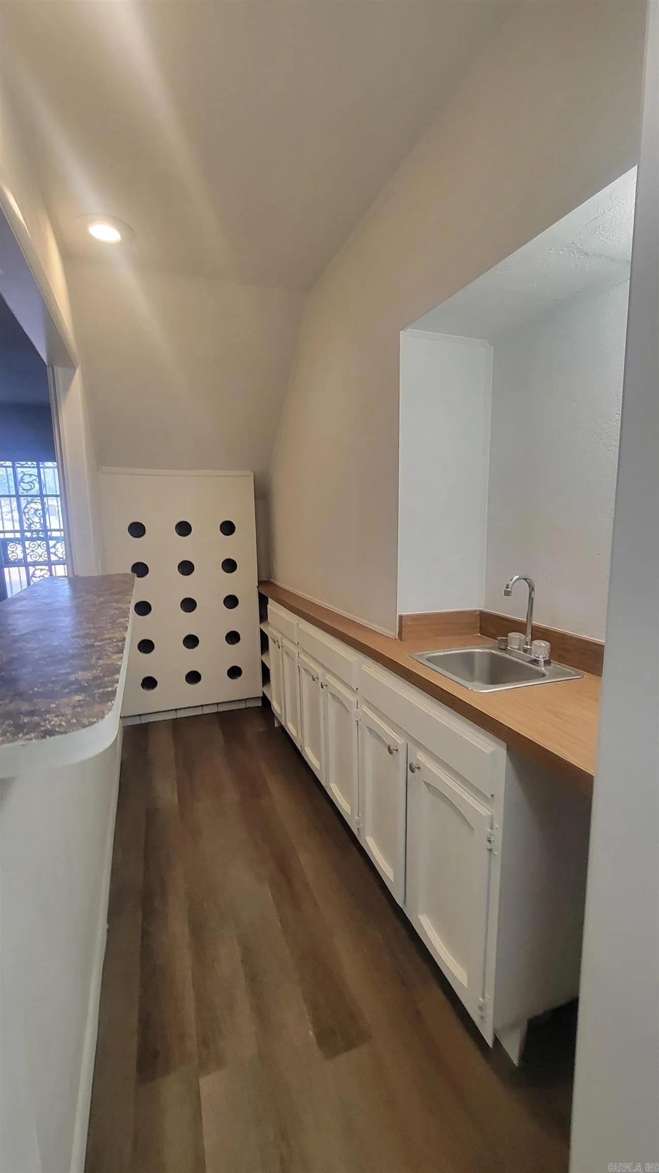 Property at 609  Liberty - Image 6