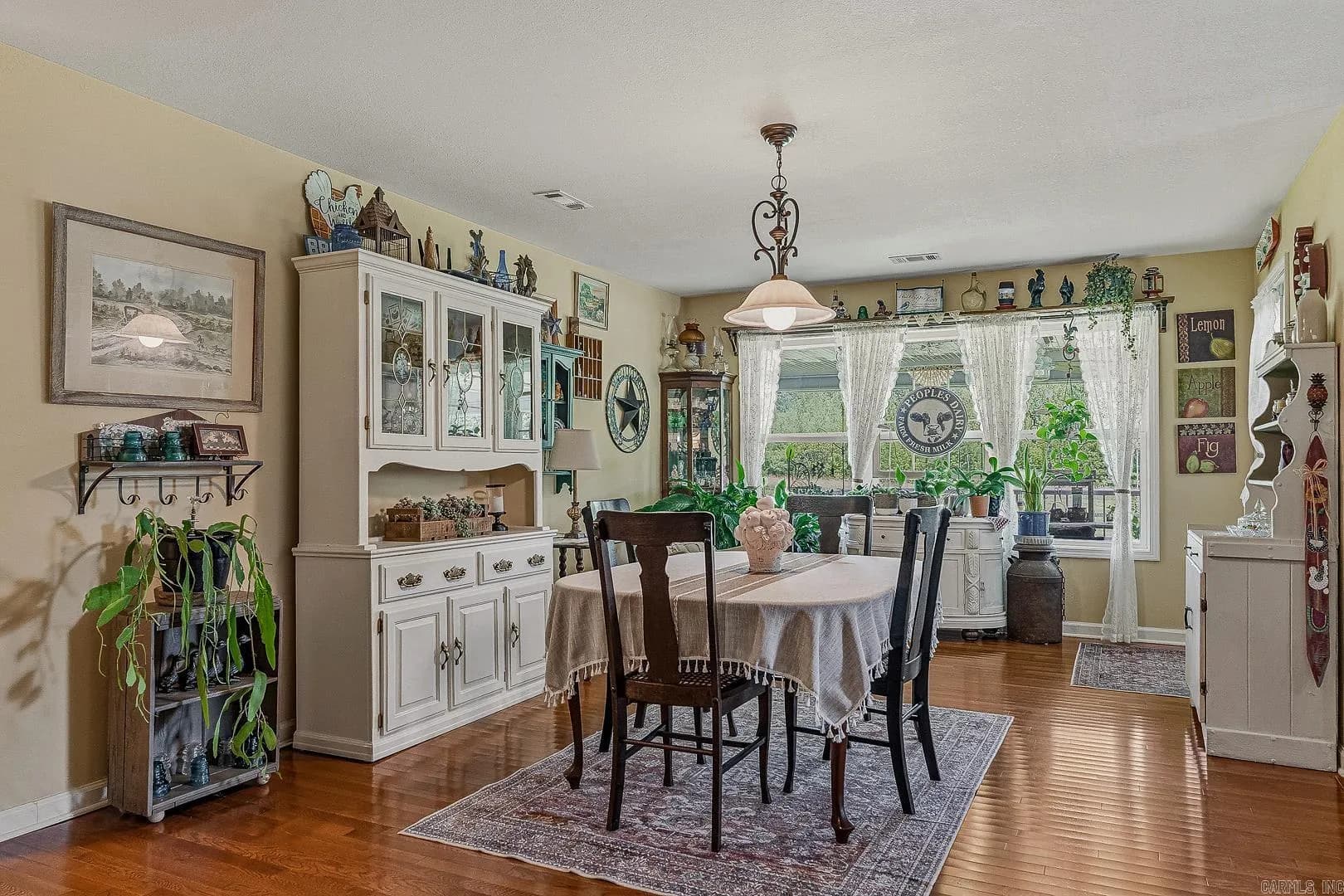 Property at 14  Greene 7651 - Image 17