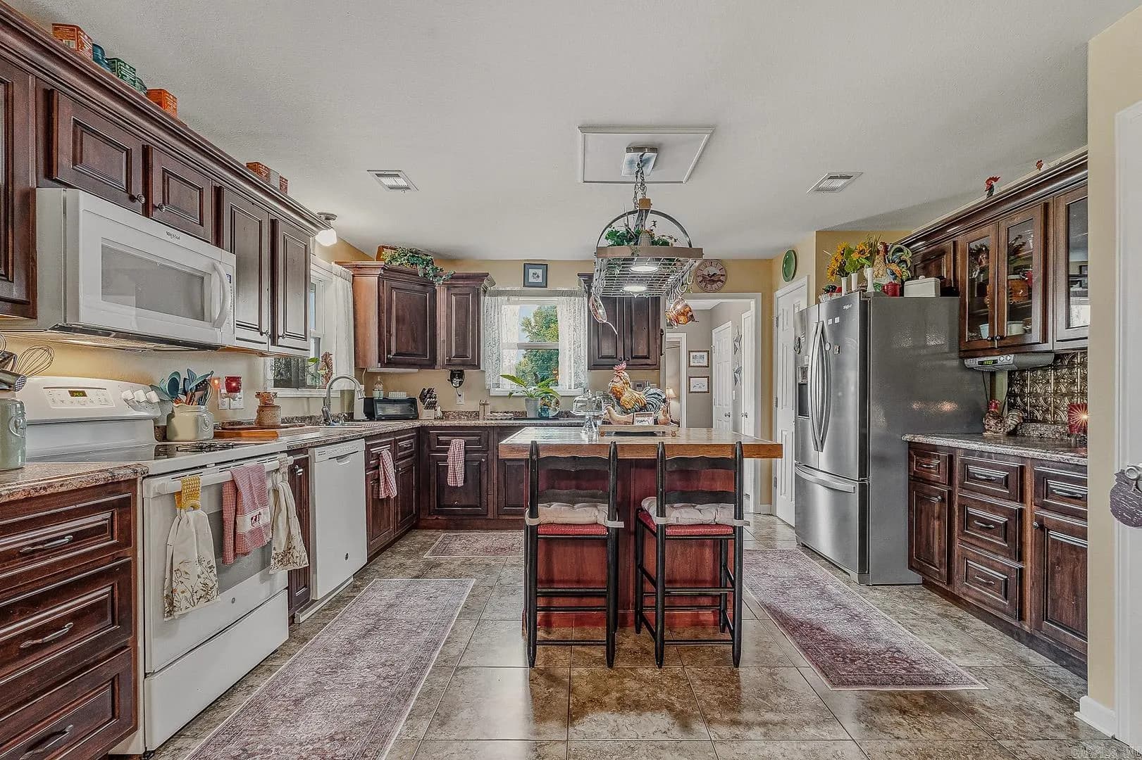 Property at 14  Greene 7651 - Image 13