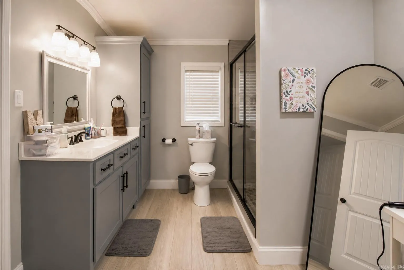 Property at 5210  Peachtree - Image 25