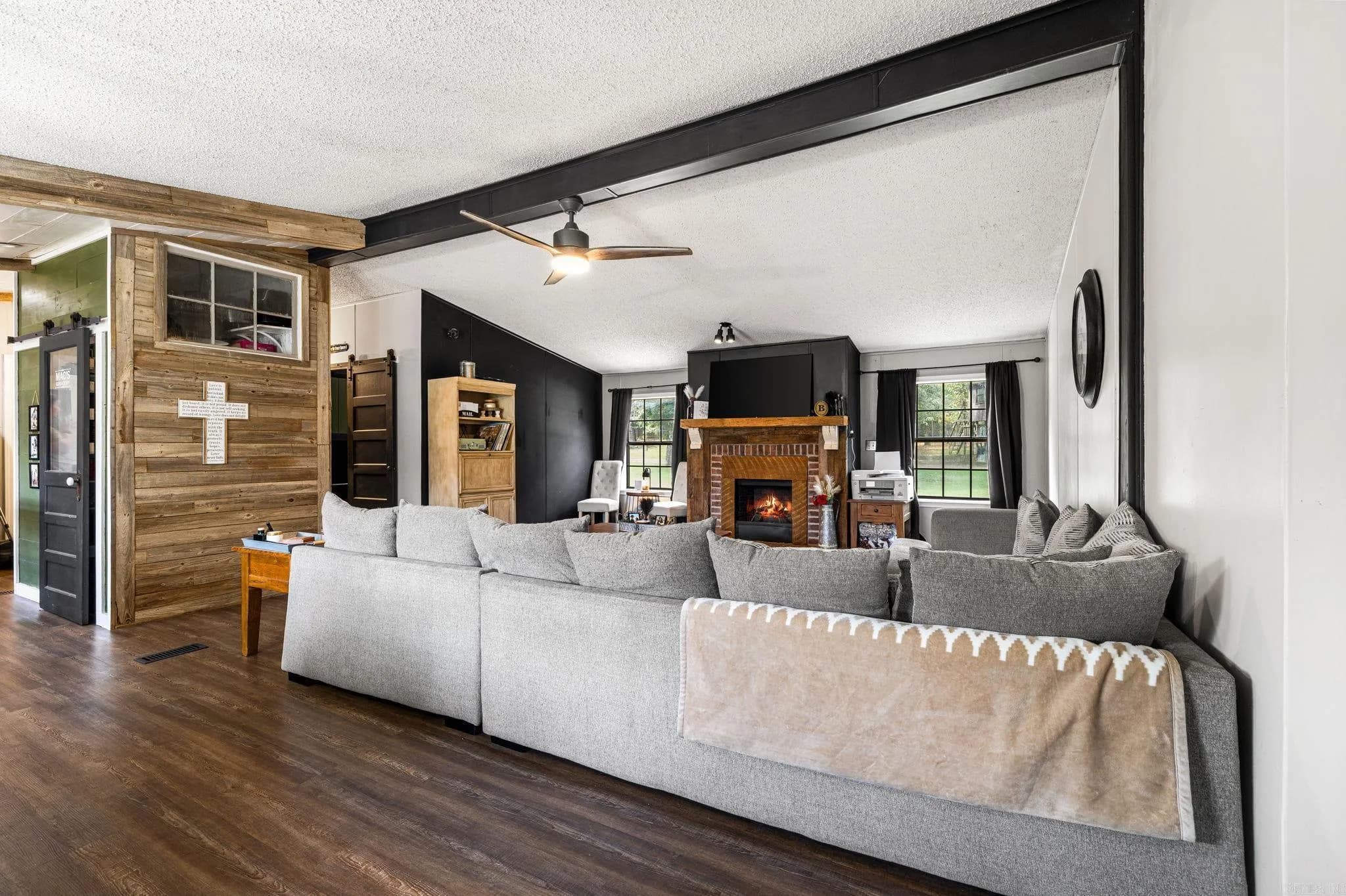 Property at 356  Mountain springs - Image 5