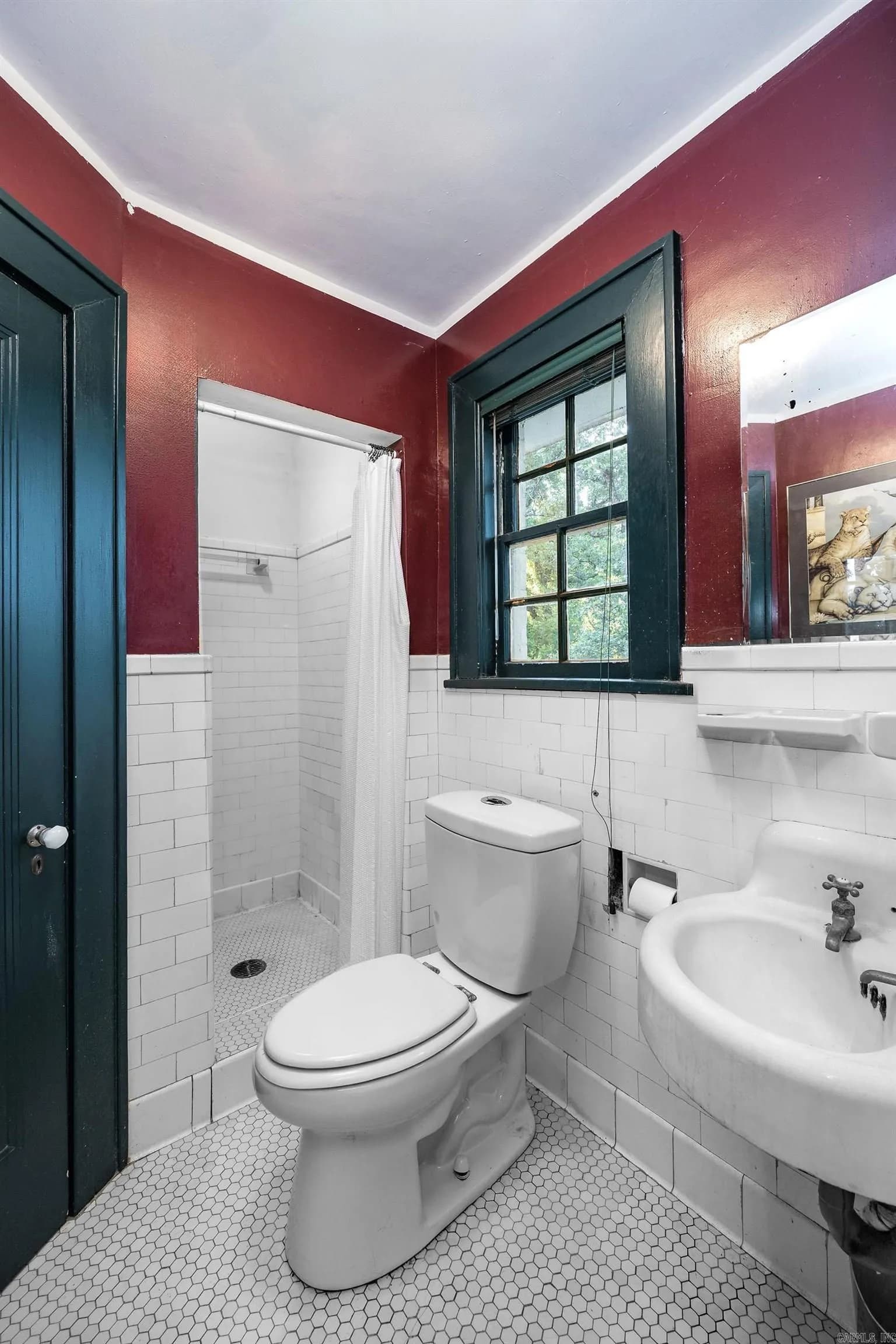 Property at 217  Dooley - Image 26