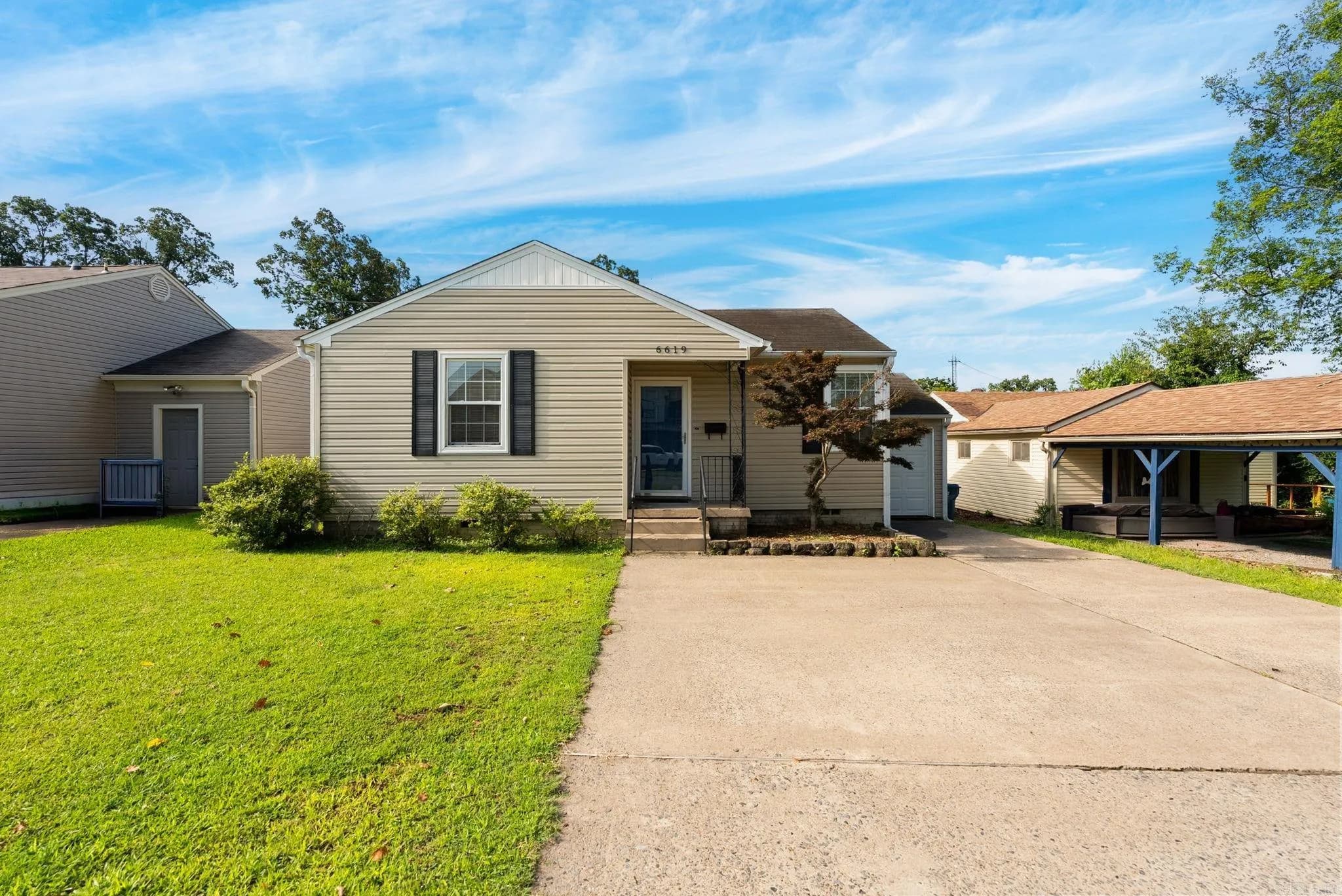 Property at 6619  Greenwood - Image 49