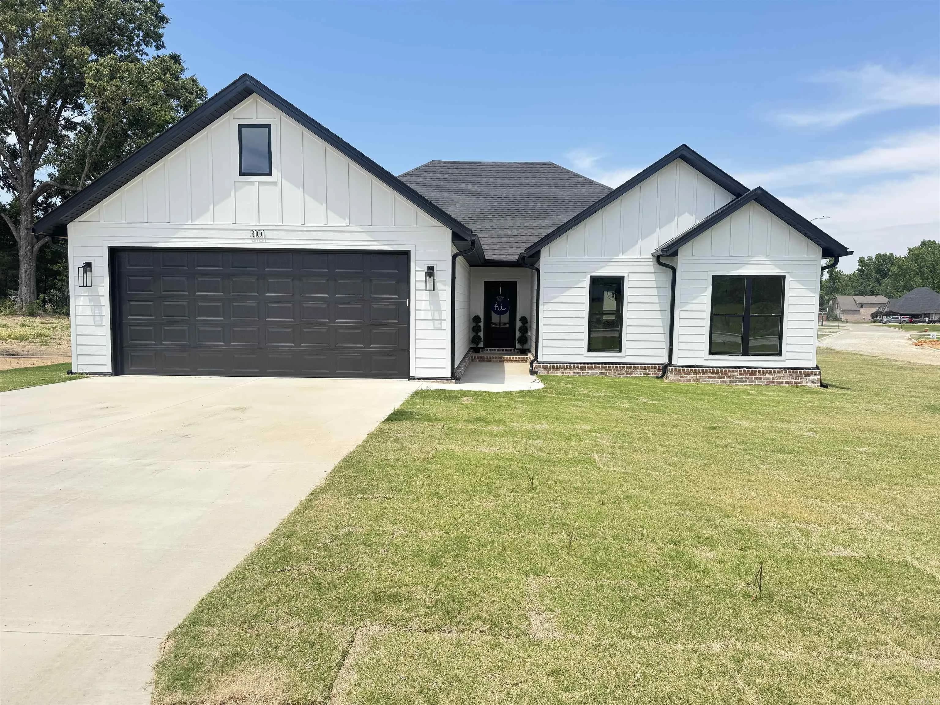 Property at 3101  Lynn