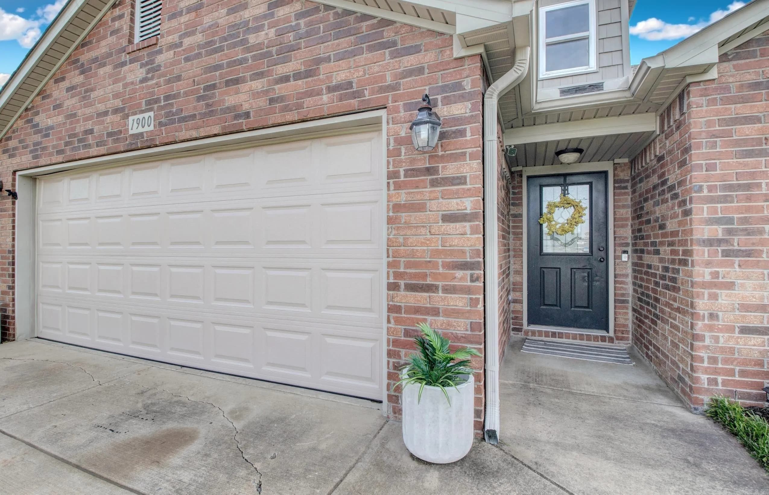 Property at 1900  Viburnum st. - Image 4