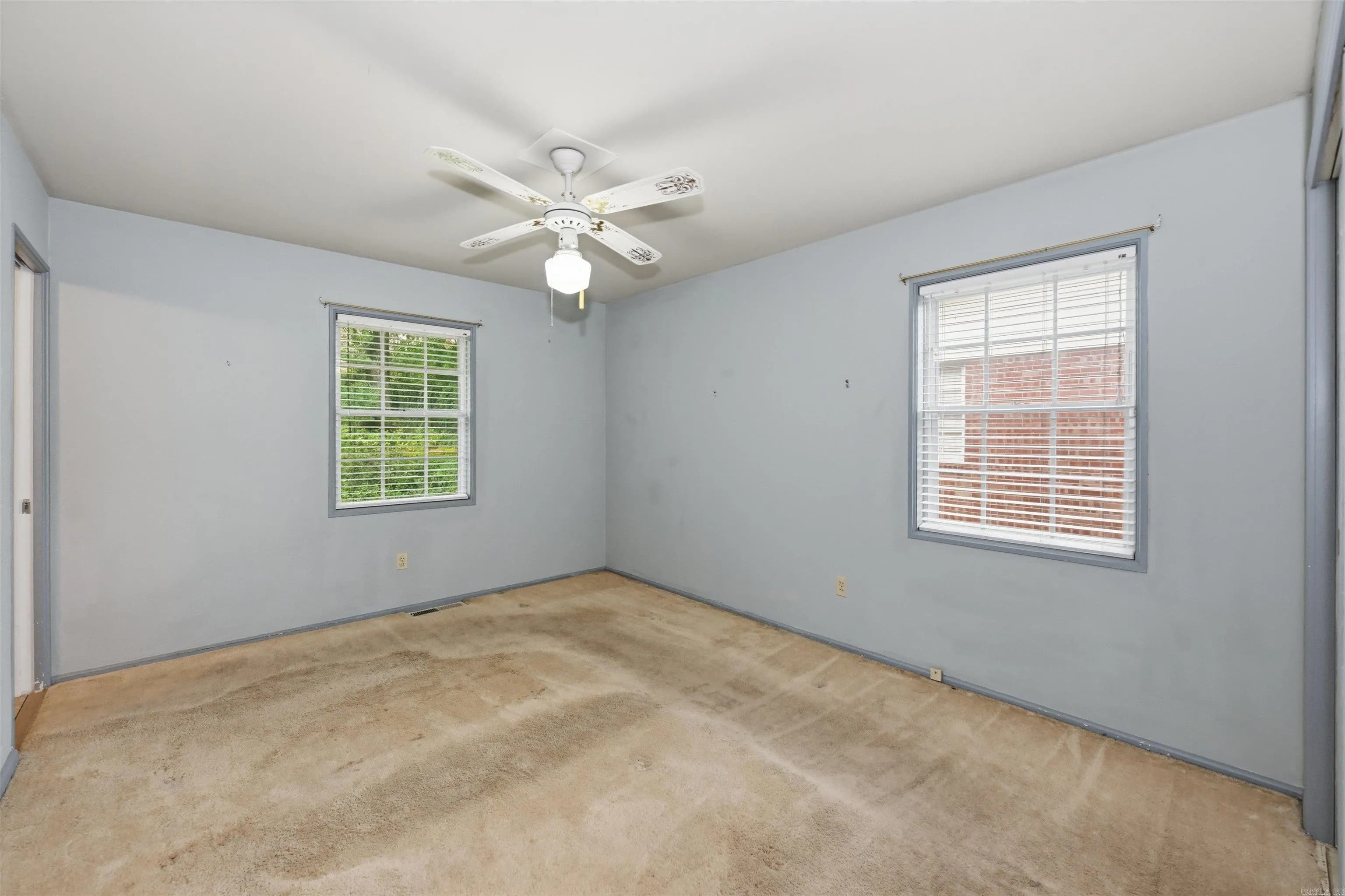 Property at 2107  Biscayne - Image 19