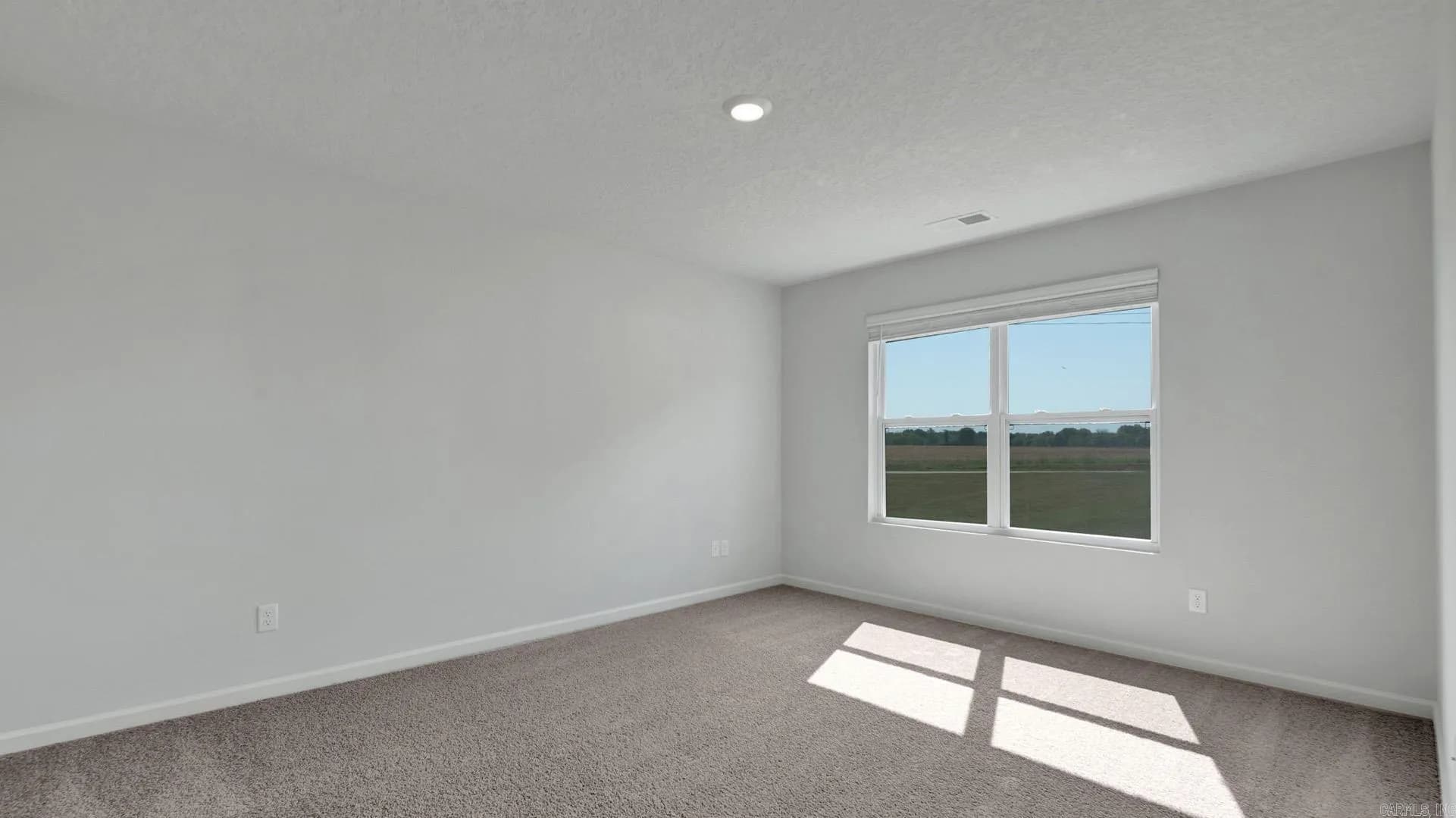 Property at 3400  Hawthorn - Image 19