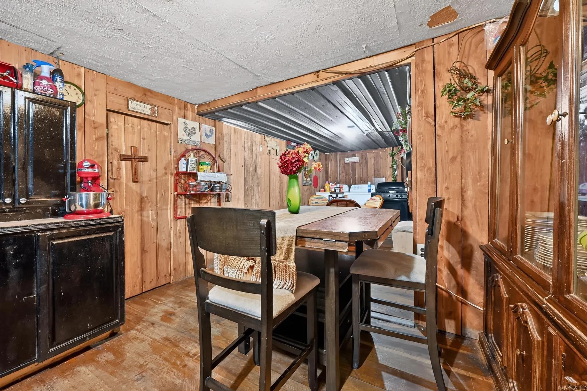 Property at 320  Finney - Image 8