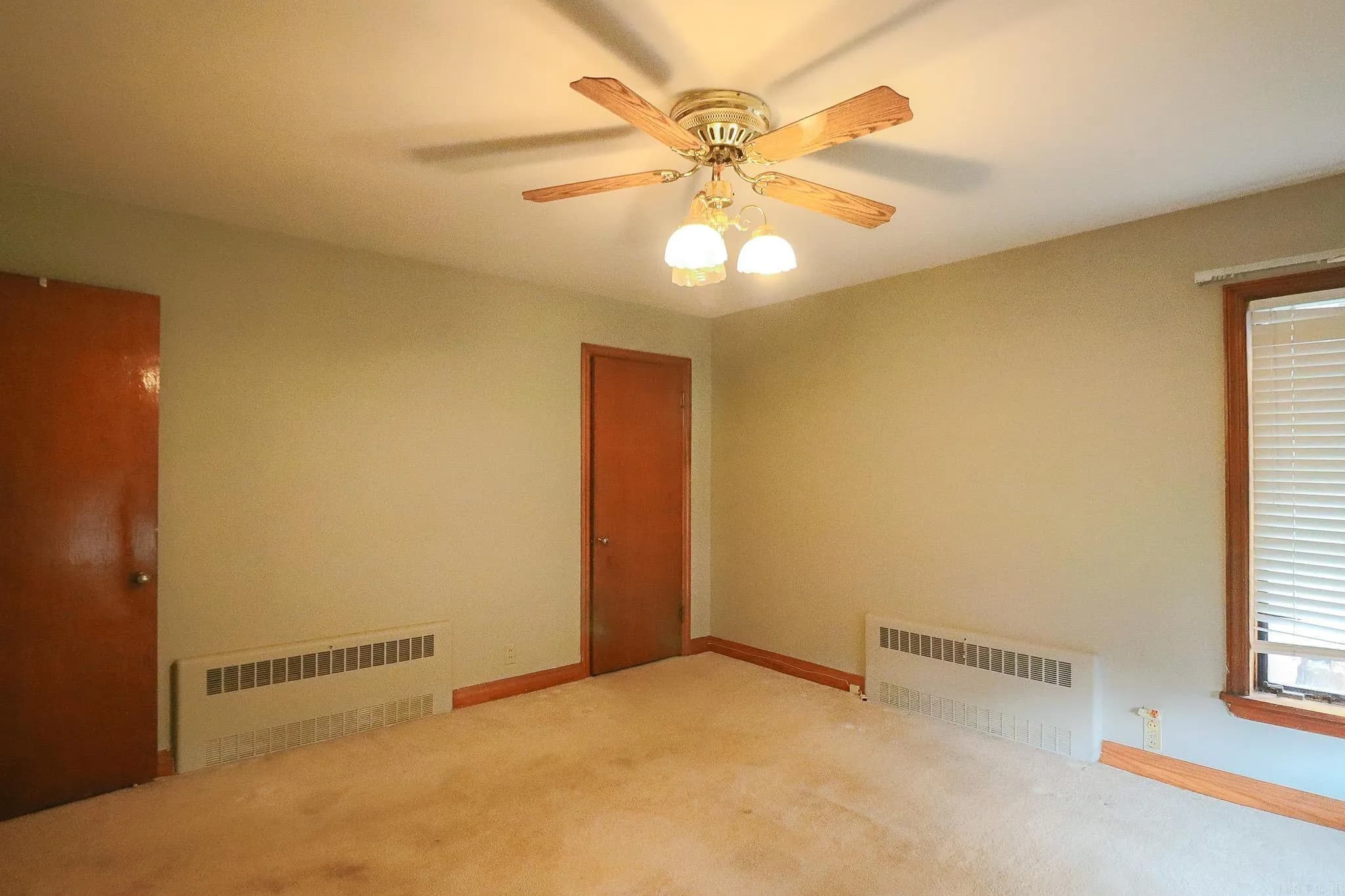 Property at 201  Hughey - Image 34